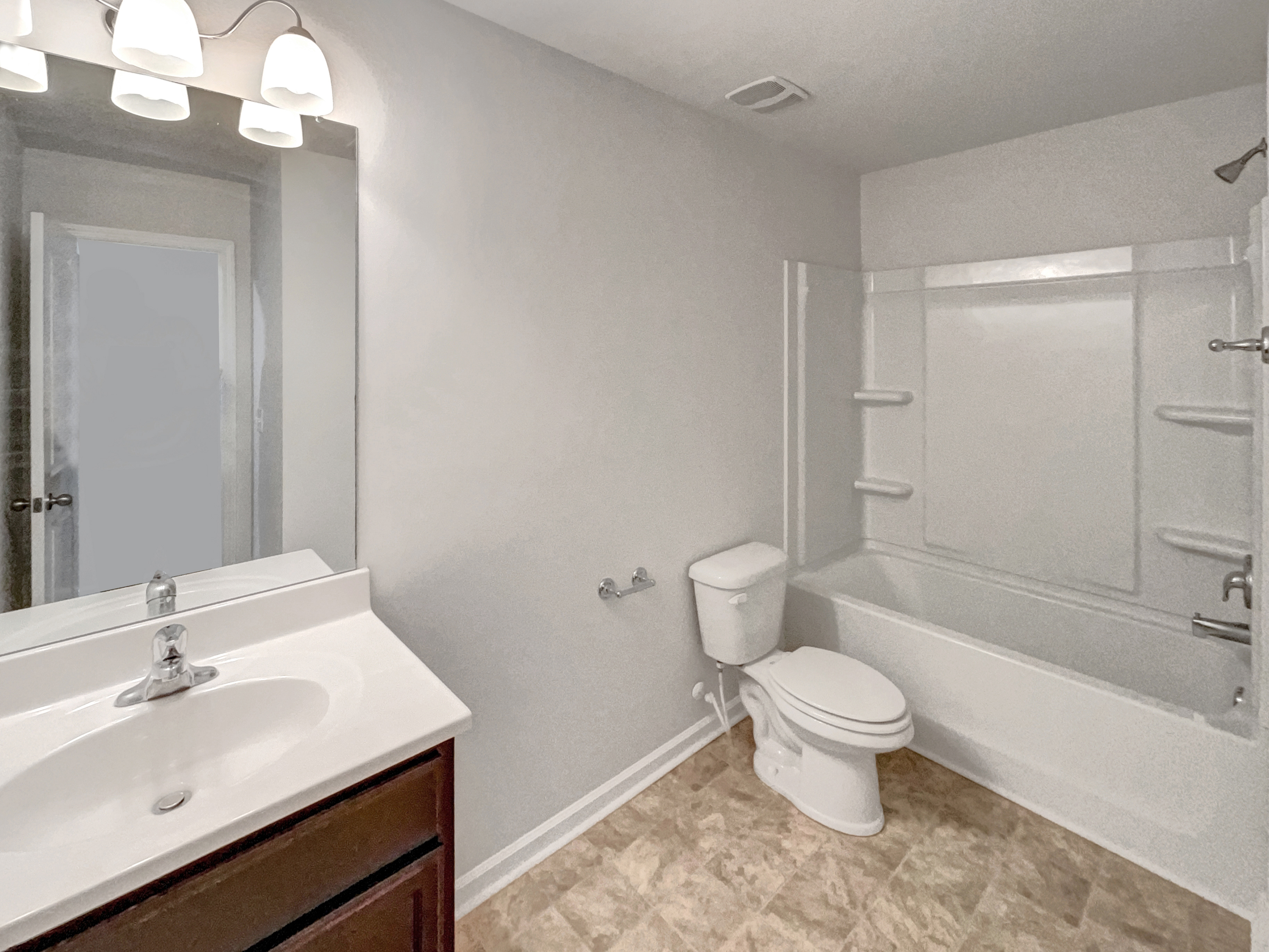 Photo 6 of 29 of 172 Mandy Ln, Lenoir City, TN