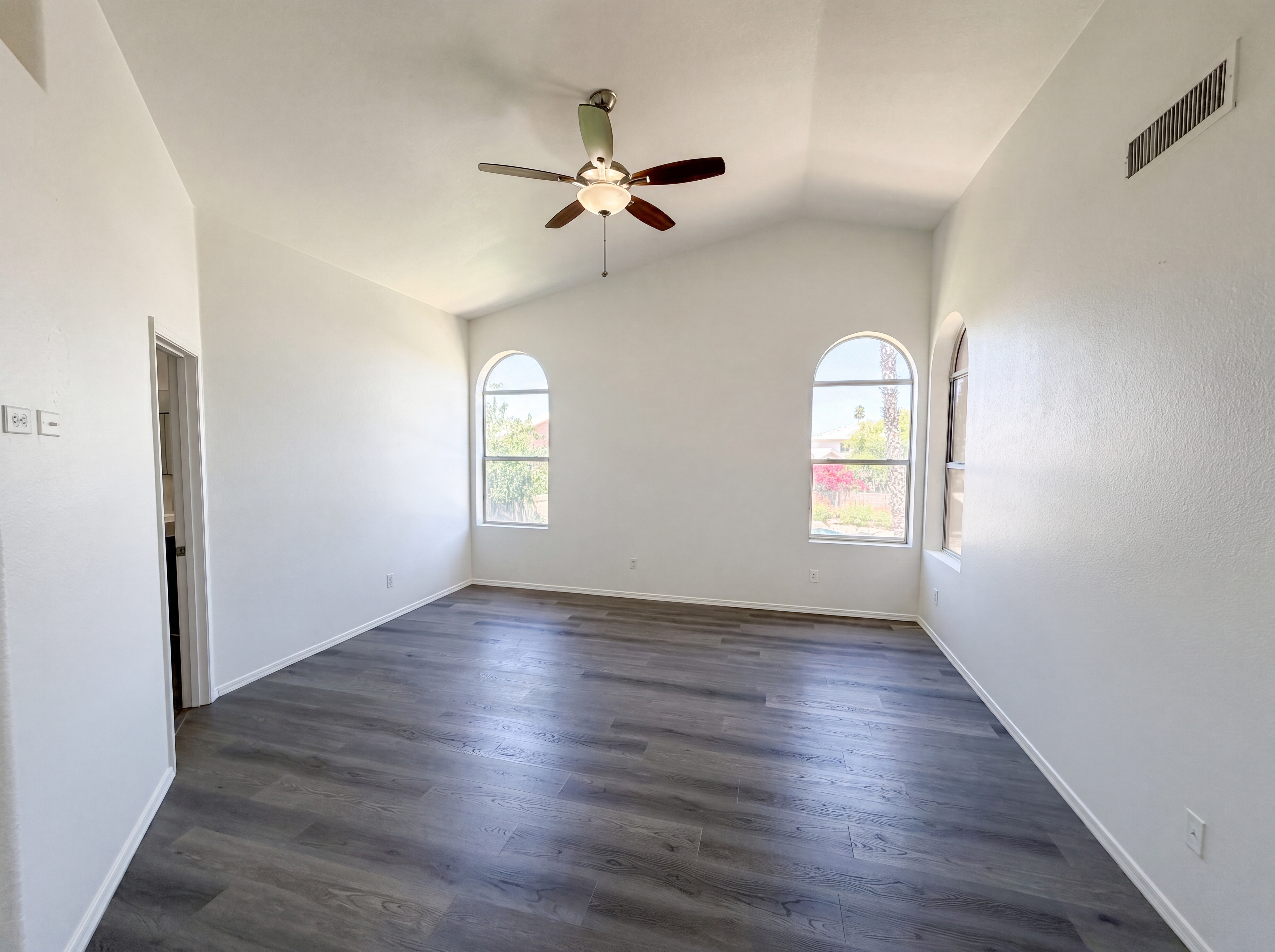 Photo 4 of 36 of 1371 N Concord Ave, Chandler, AZ