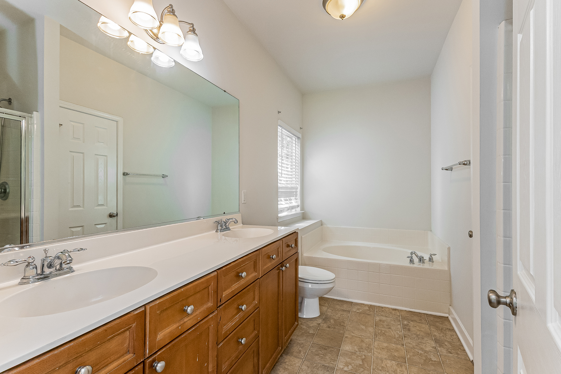 Photo 11 of 22 of 1019 Sterling Ln, Summerville, SC