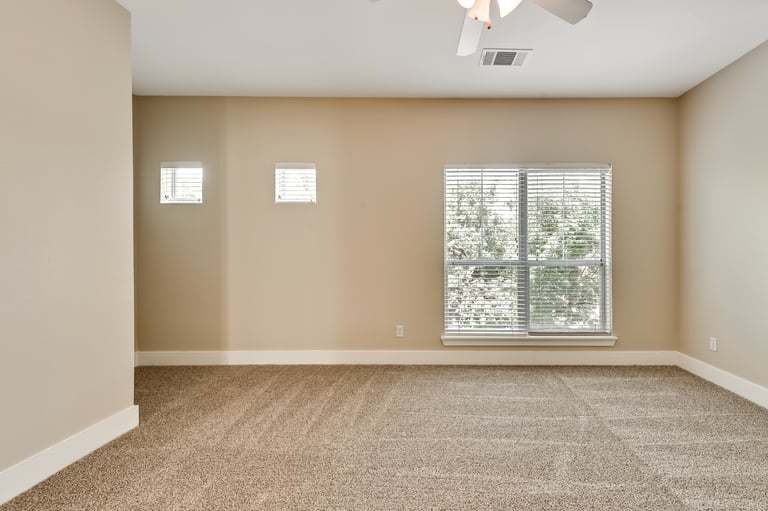 Photo 17 of 20 - 1606 Jensen Ct, Dallas, TX 75204