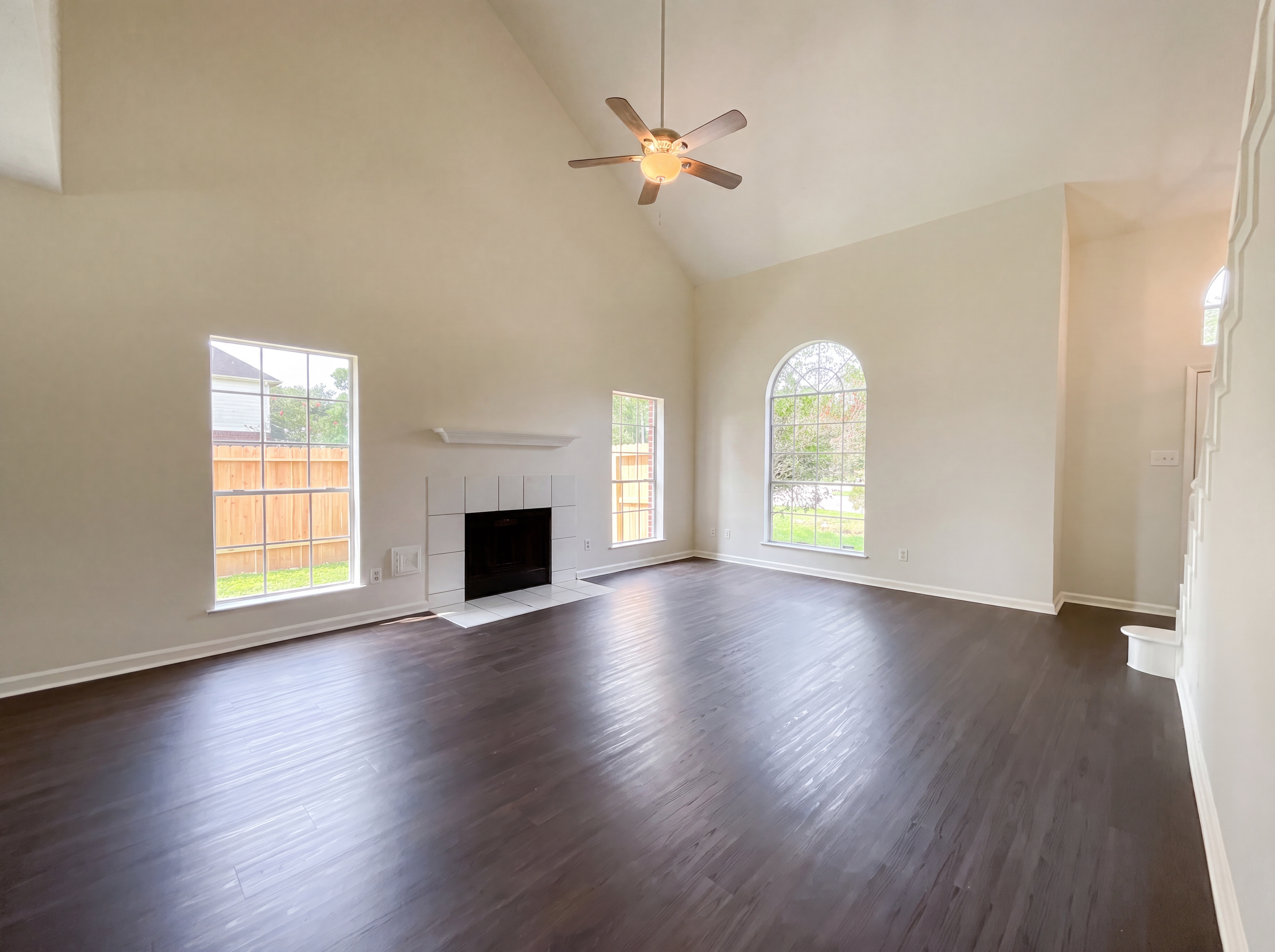 Photo 3 of 17 of 3035 Killdeer Ln, Humble, TX