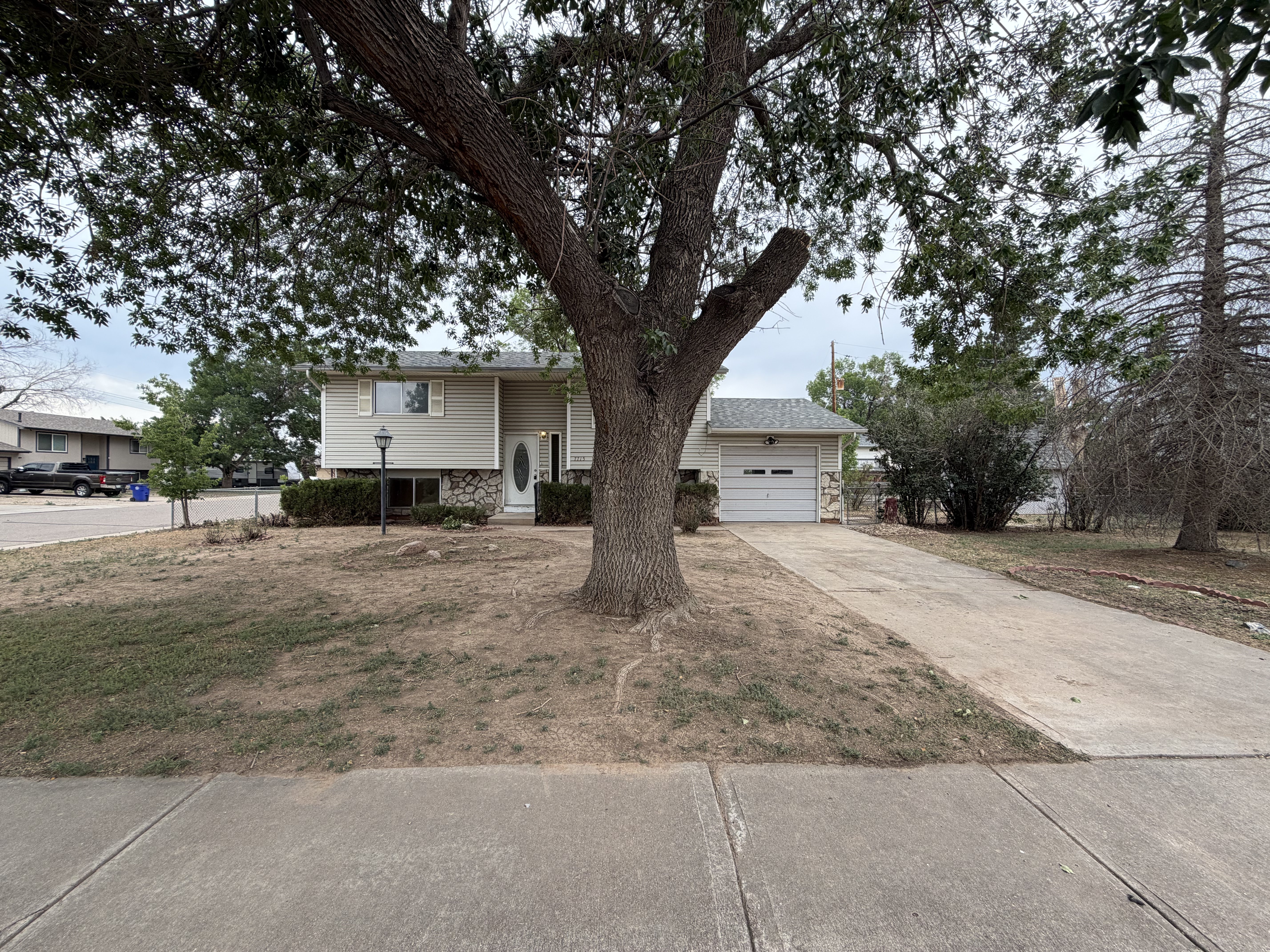 Photo 32 of 47 of 7715 4th St, Wellington, CO
