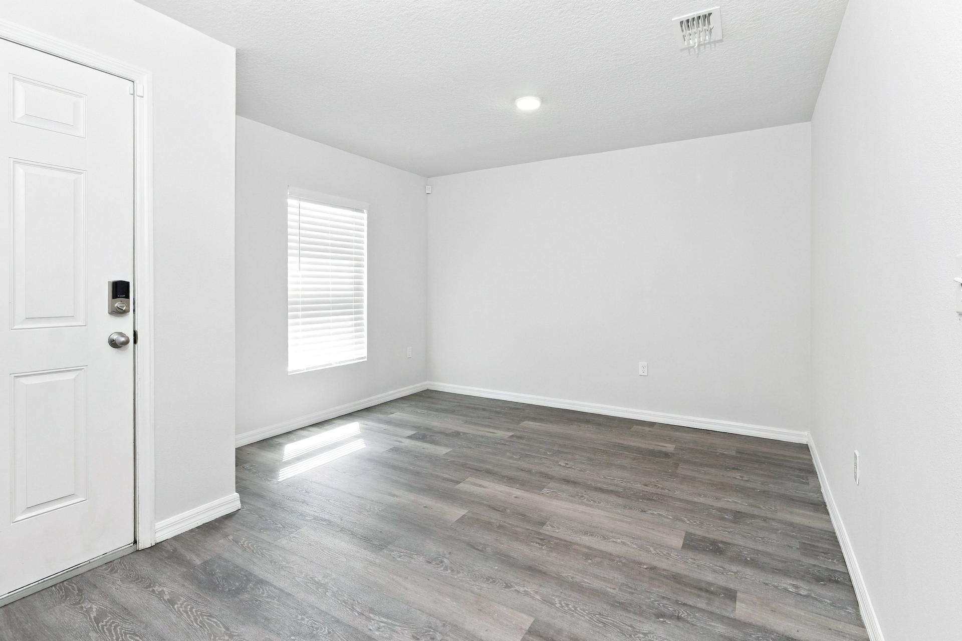 Photo 7 of 23 of 2462 SE Watercrest St, Port Saint Lucie, FL