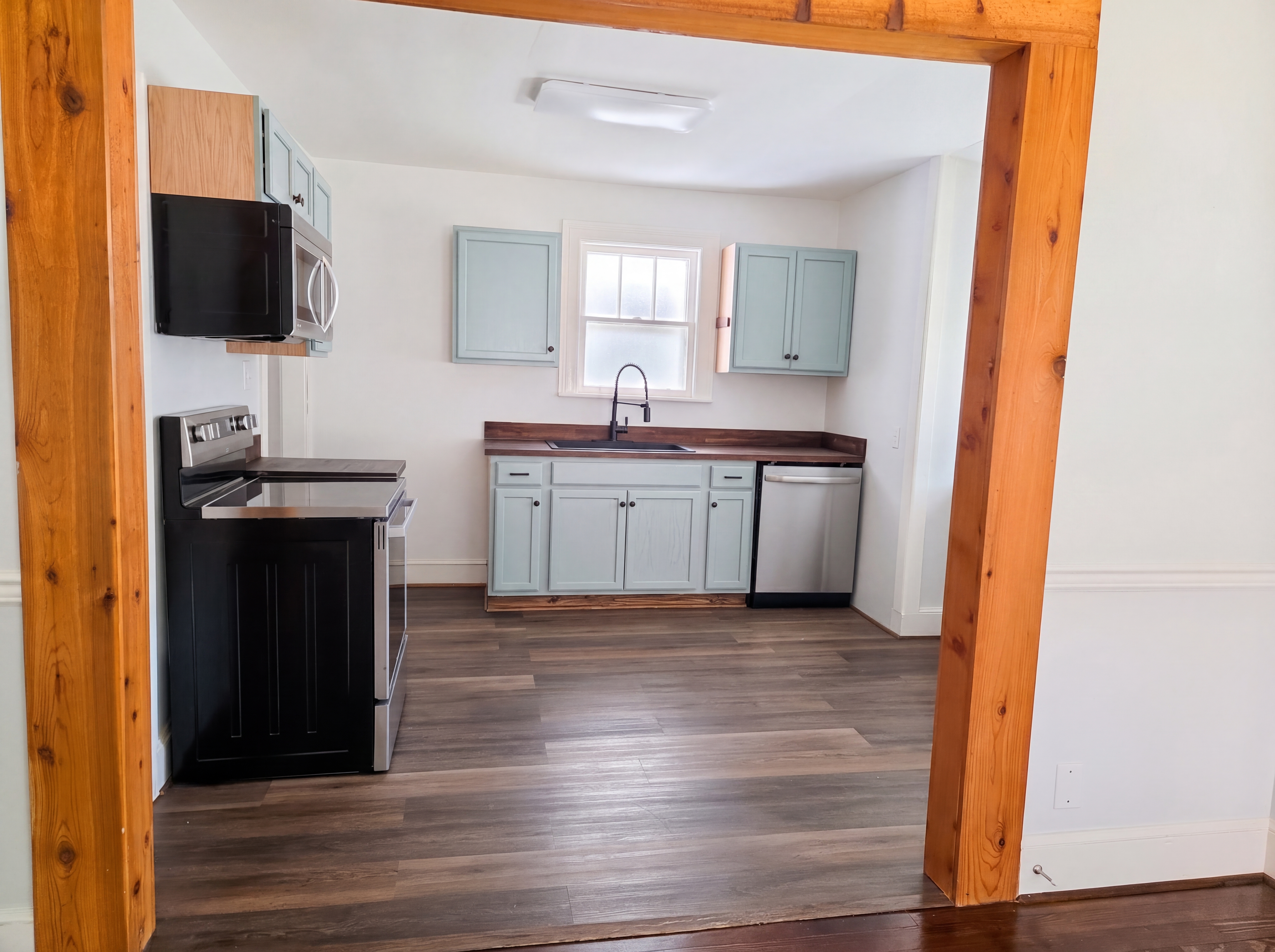 Photo 6 of 18 of 1401 E 9th St, Anniston, AL