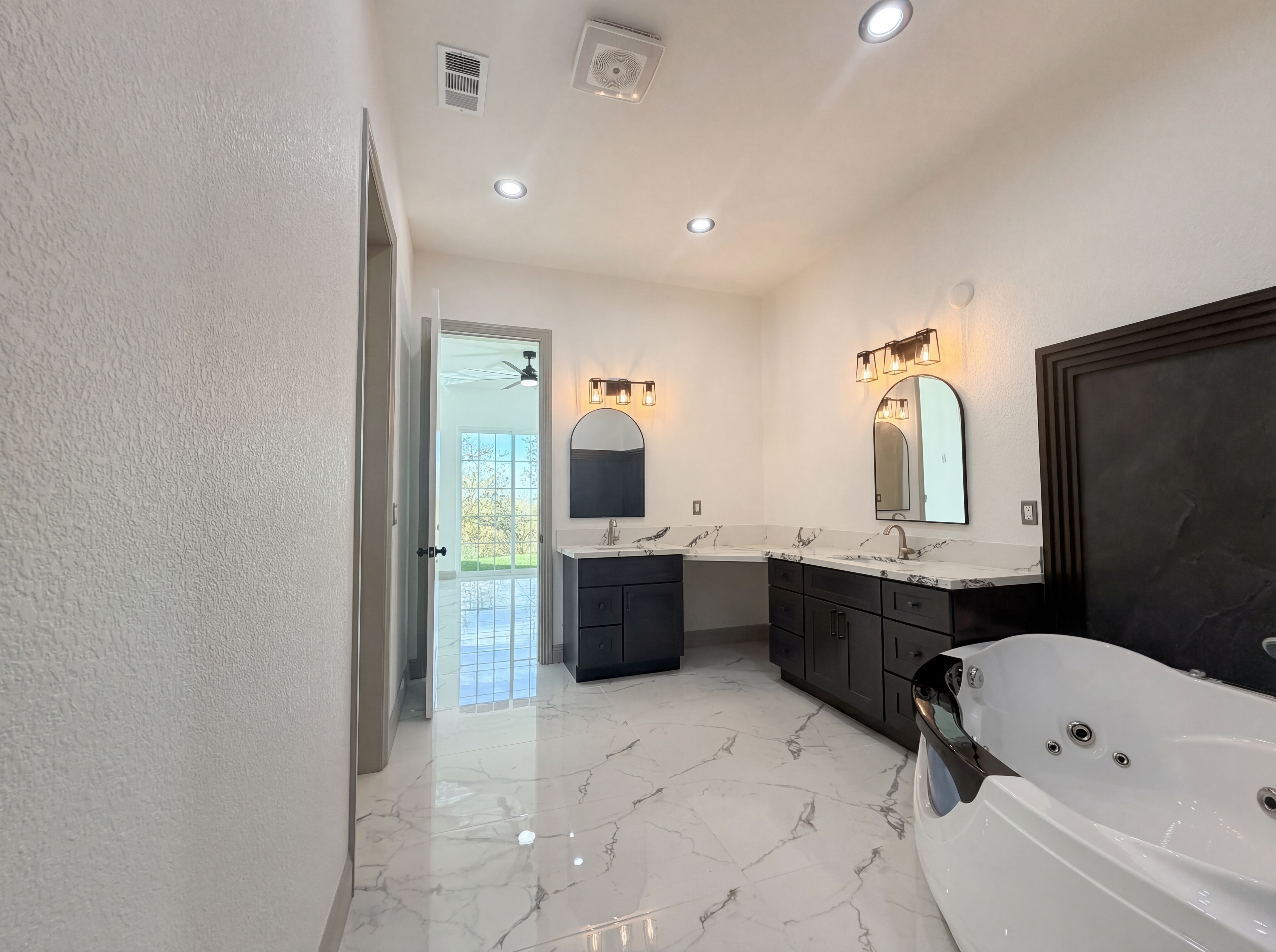 Photo 30 of 60 of 14537 Mira Vista Ln, Lockeford, CA