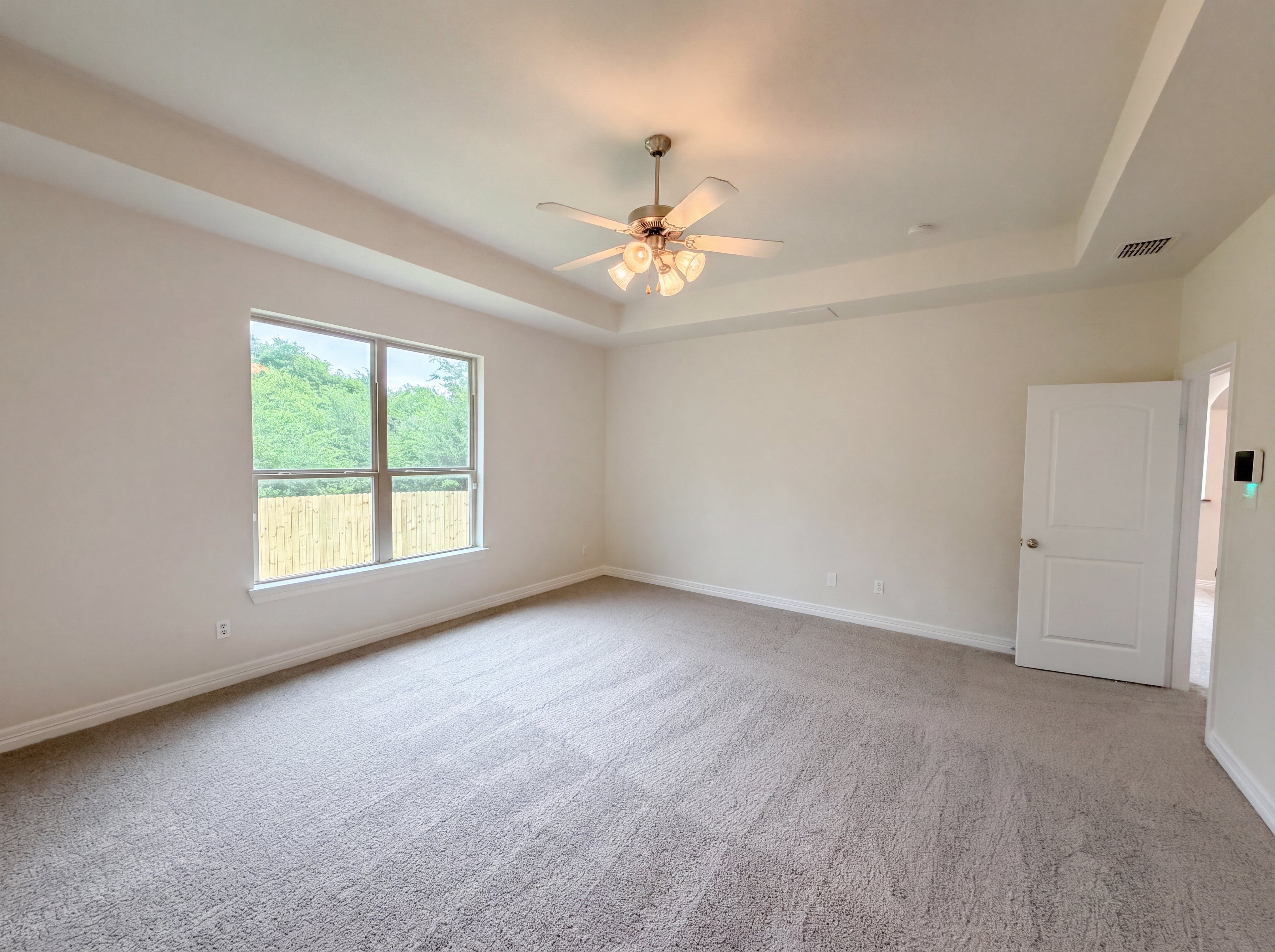 Photo 8 of 32 of 2900 Preston Ln, Wylie, TX