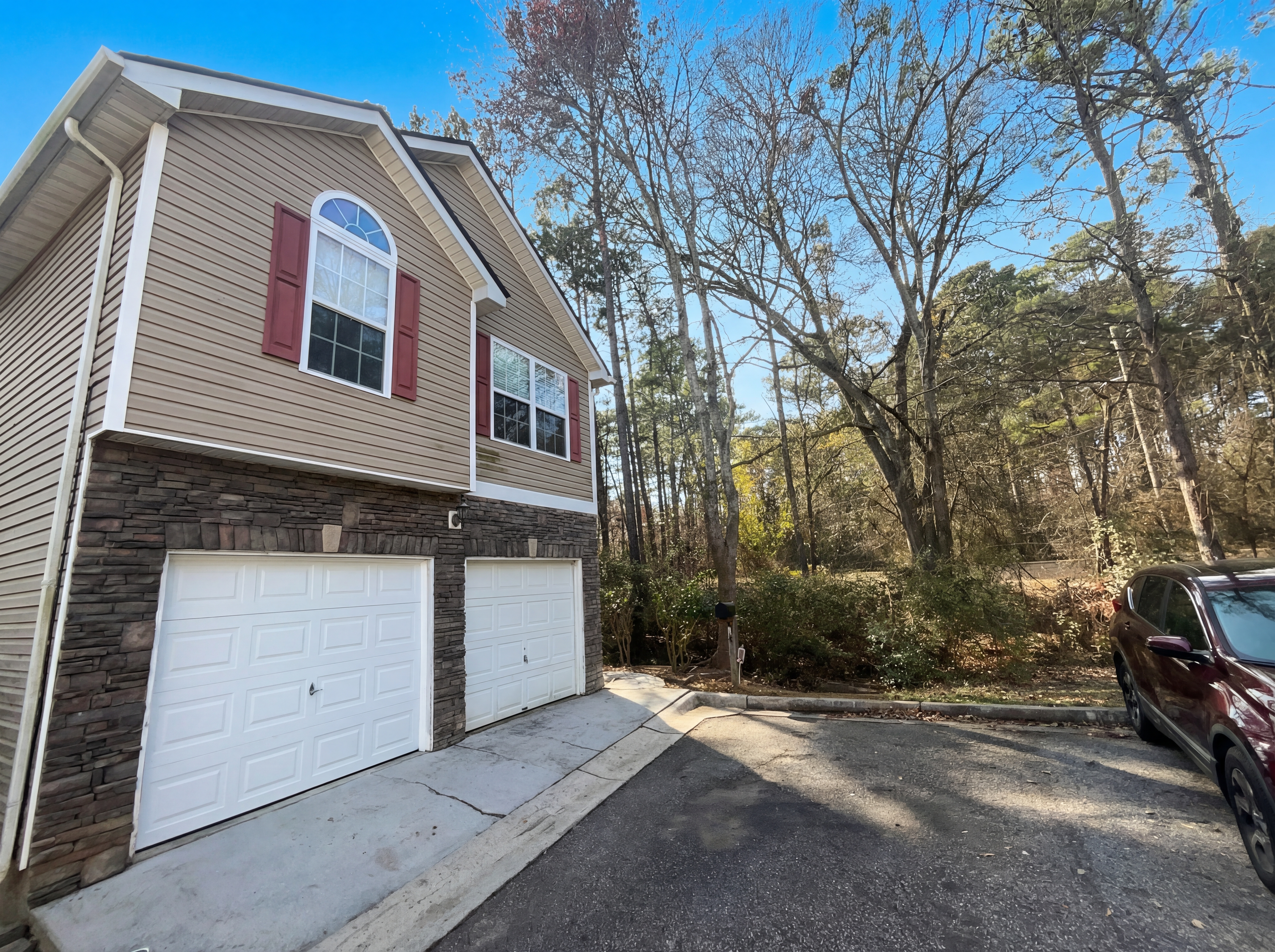 Photo 18 of 22 of 1630 Tigris Ct, Atlanta, GA