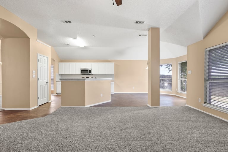 Photo 22 of 26 - 5028 San Jacinto Dr, Haltom City, TX 76137