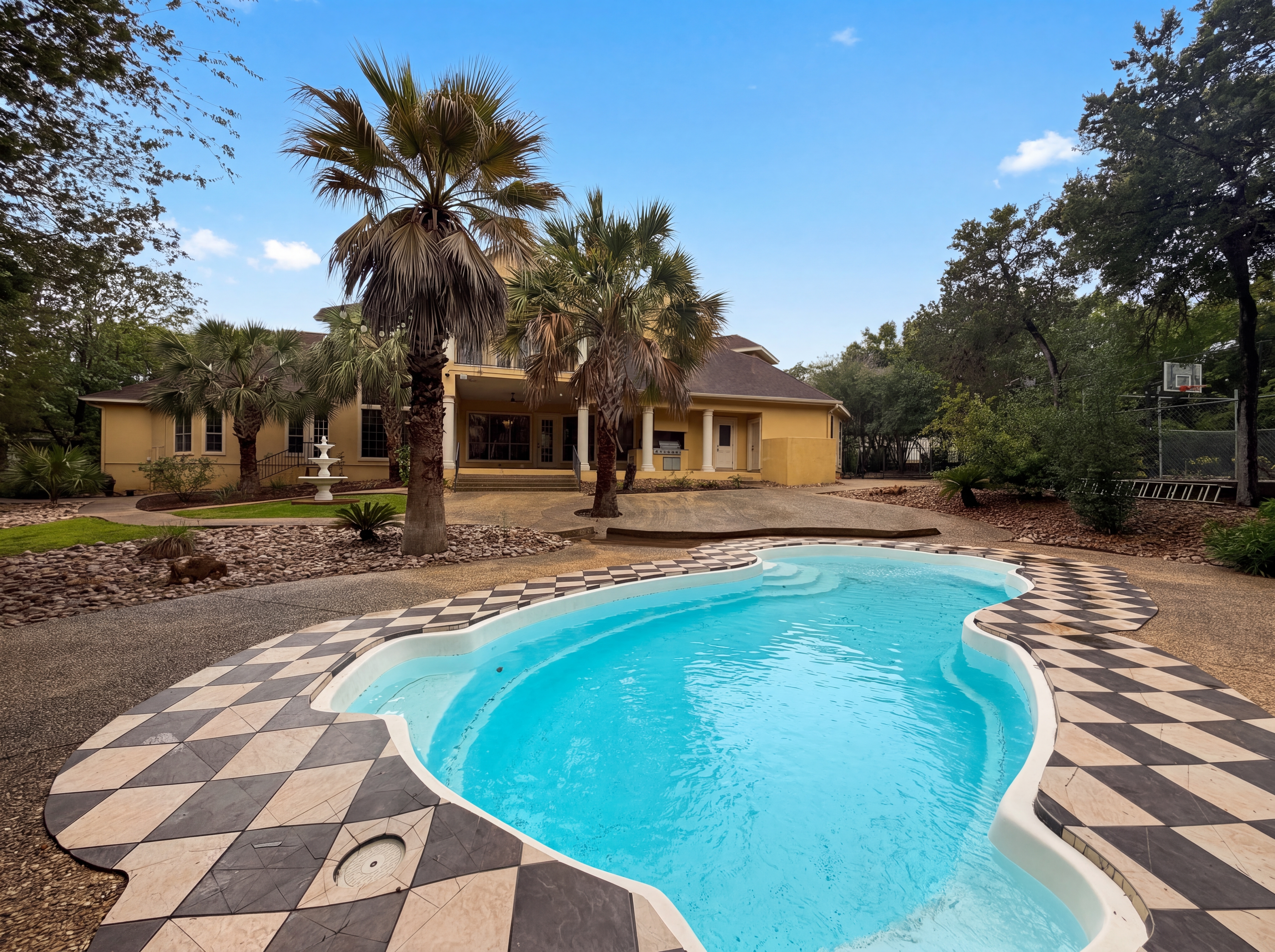 Photo 20 of 23 of 20646 Wahl Ln, San Antonio, TX