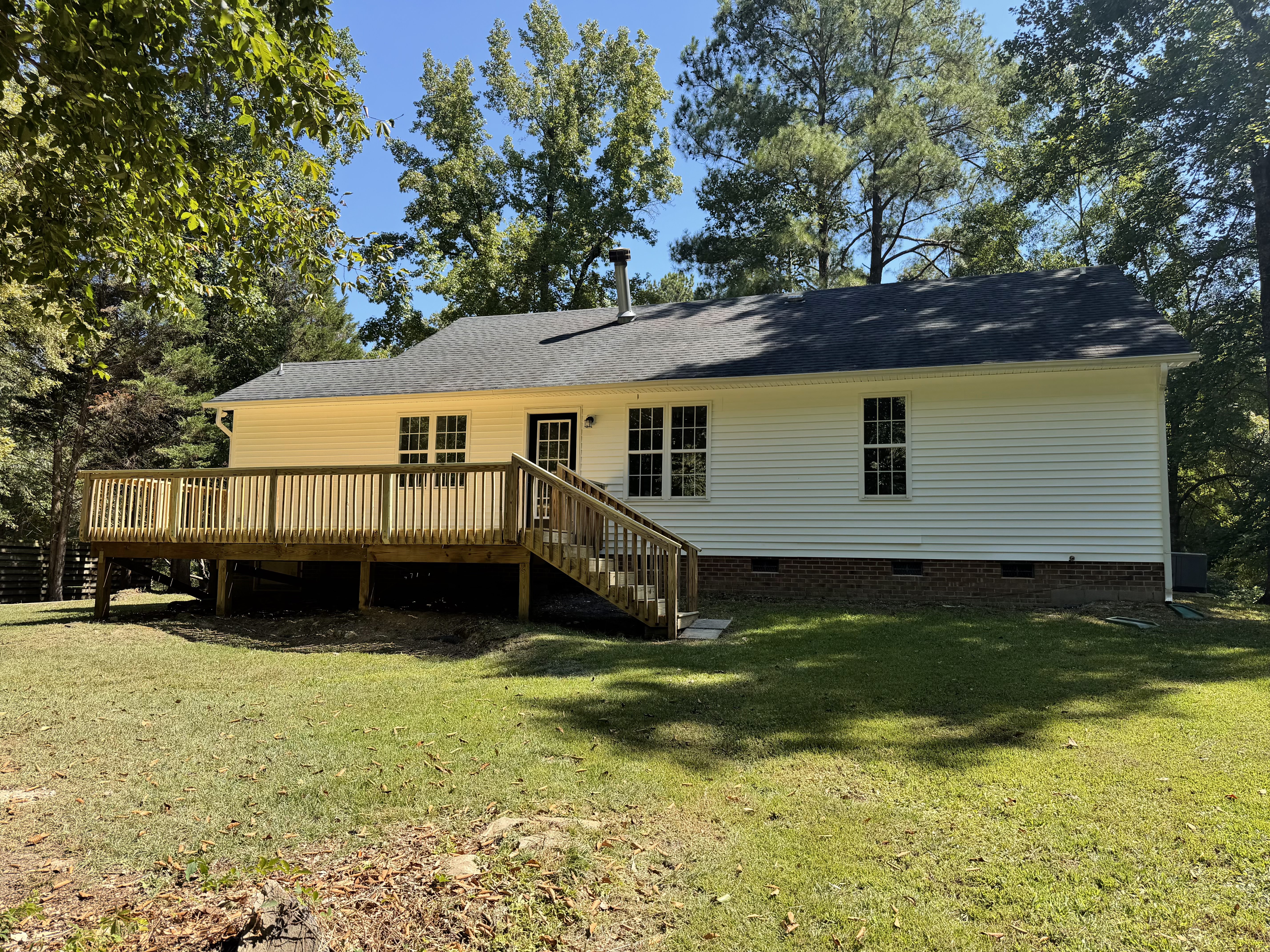 Photo 5 of 14 of 270 Nathan Dr, Clayton, NC