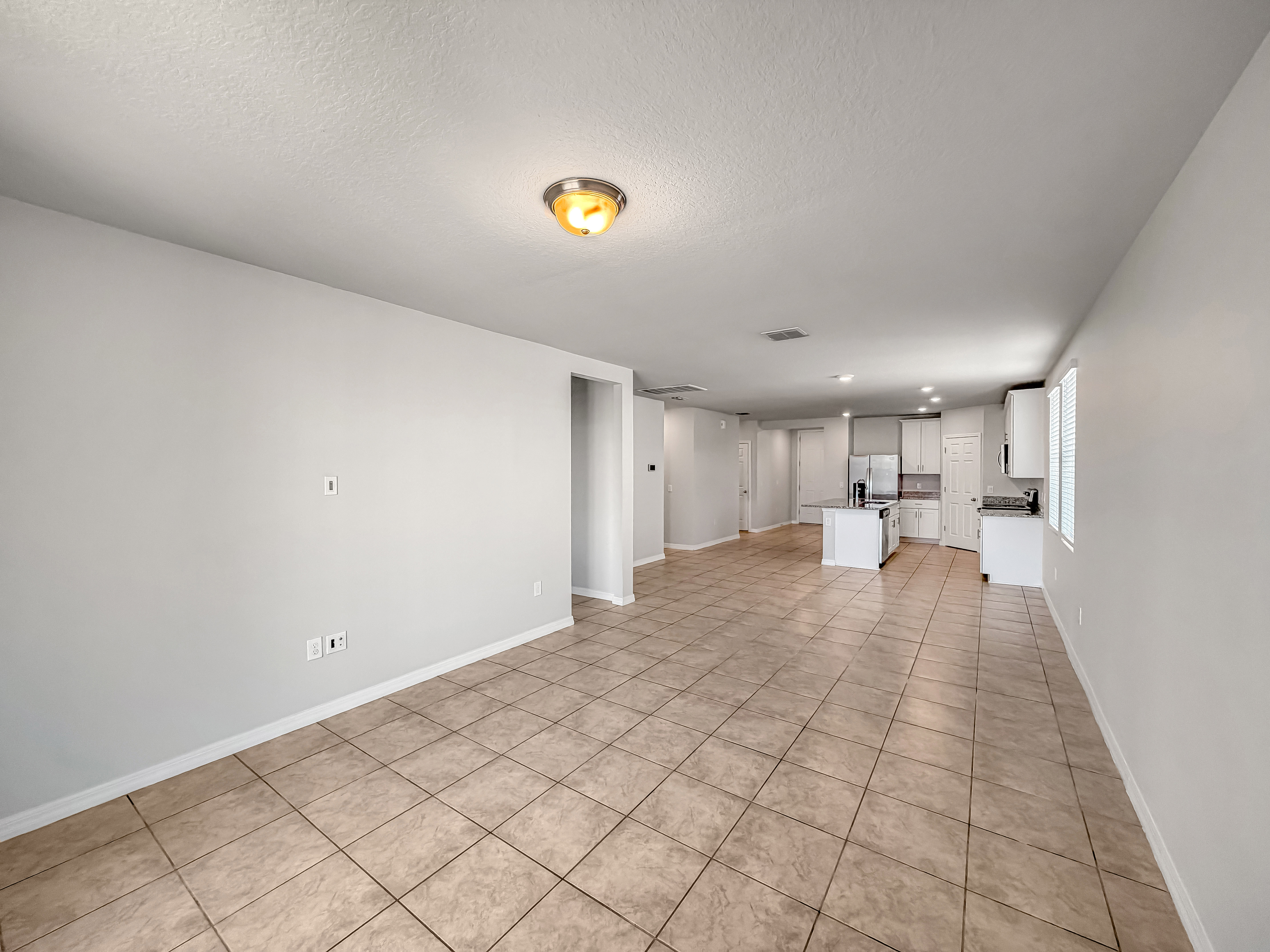 Photo 3 of 14 of 868 Teton St, Haines City, FL