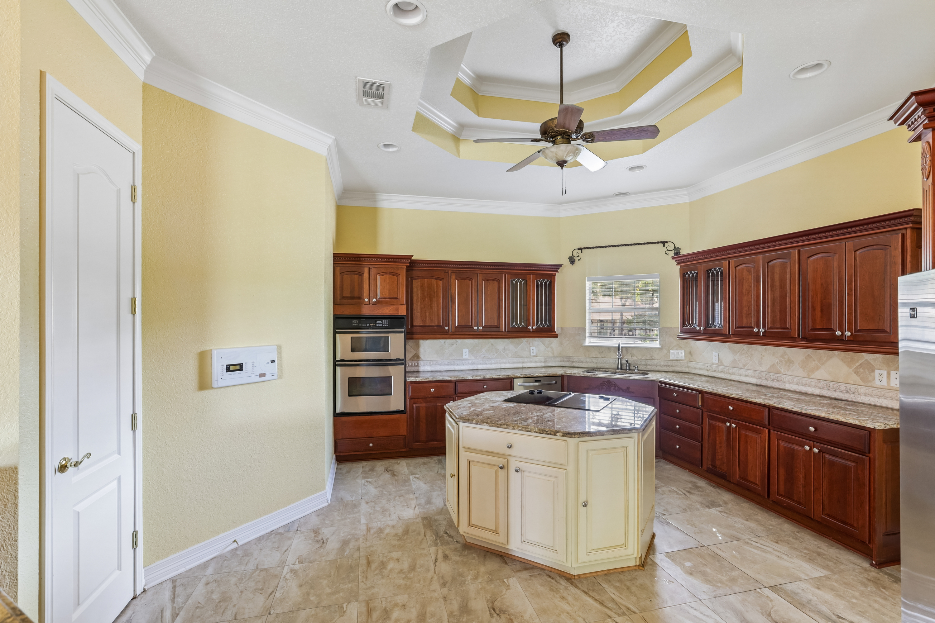 Photo 13 of 57 of 2513 Hester Way, Salado, TX