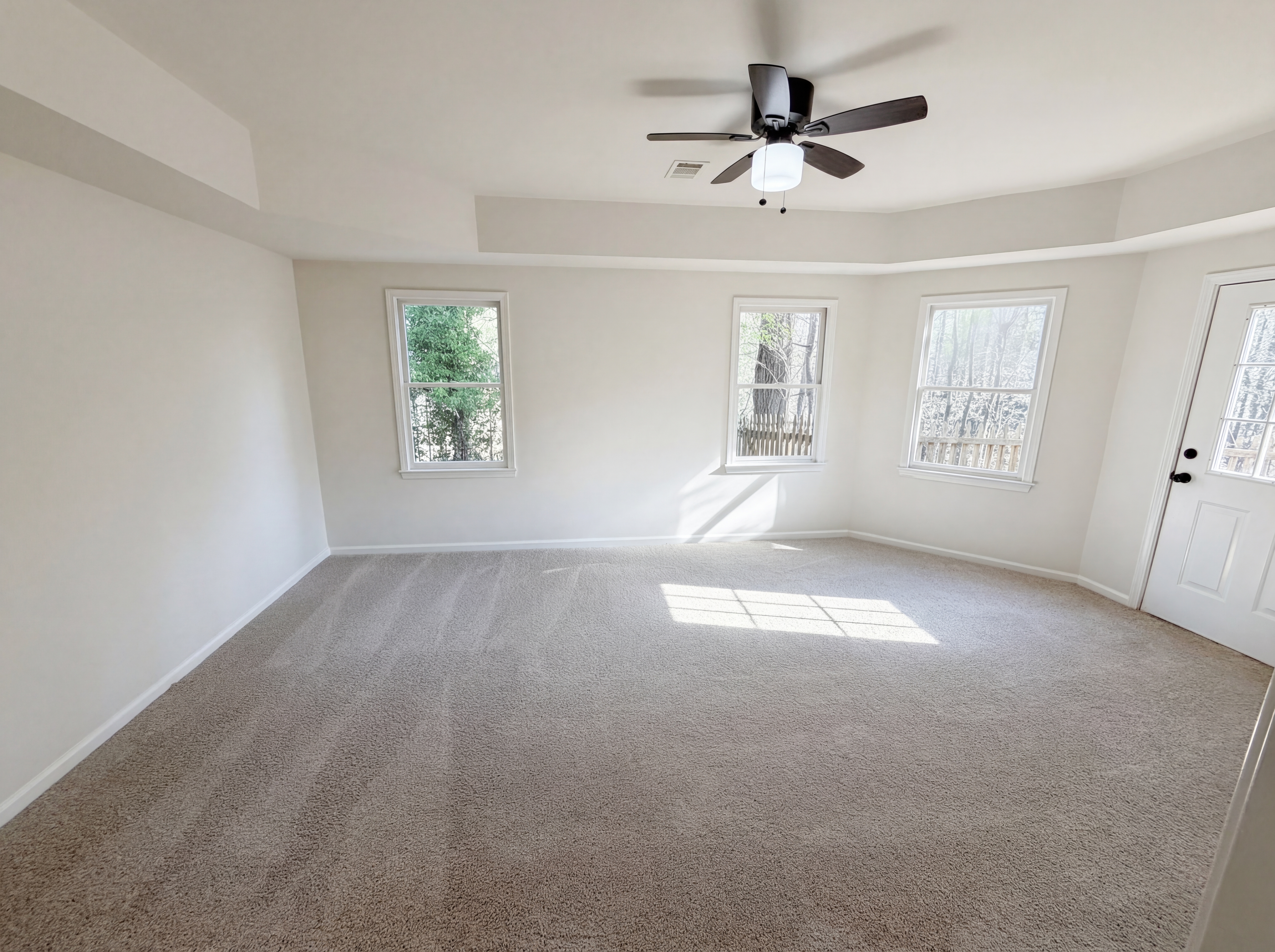 Photo 22 of 25 of 5011 Lake Holw, Douglasville, GA