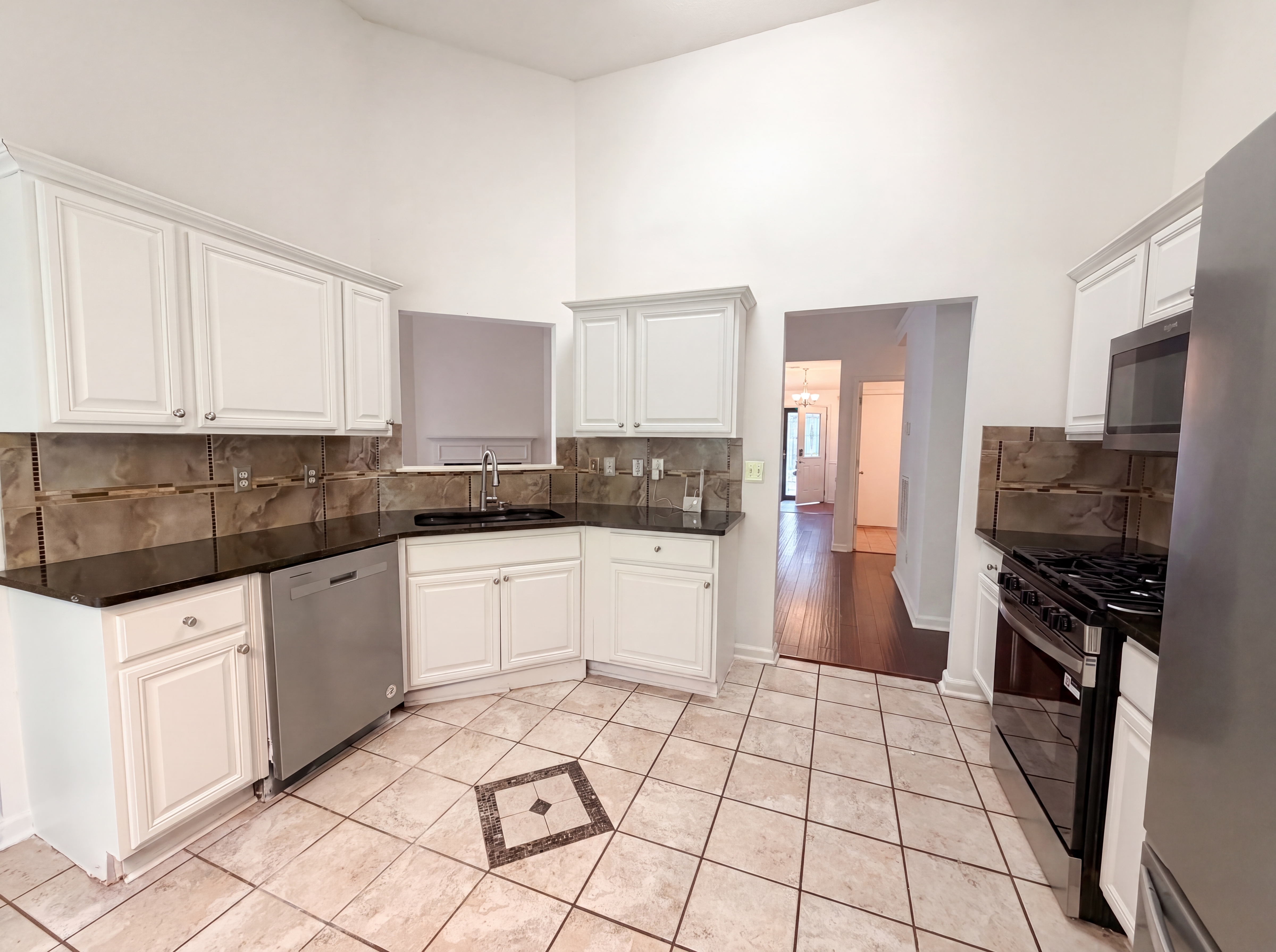 Photo 6 of 21 of 345 Espana St, Atlanta, GA