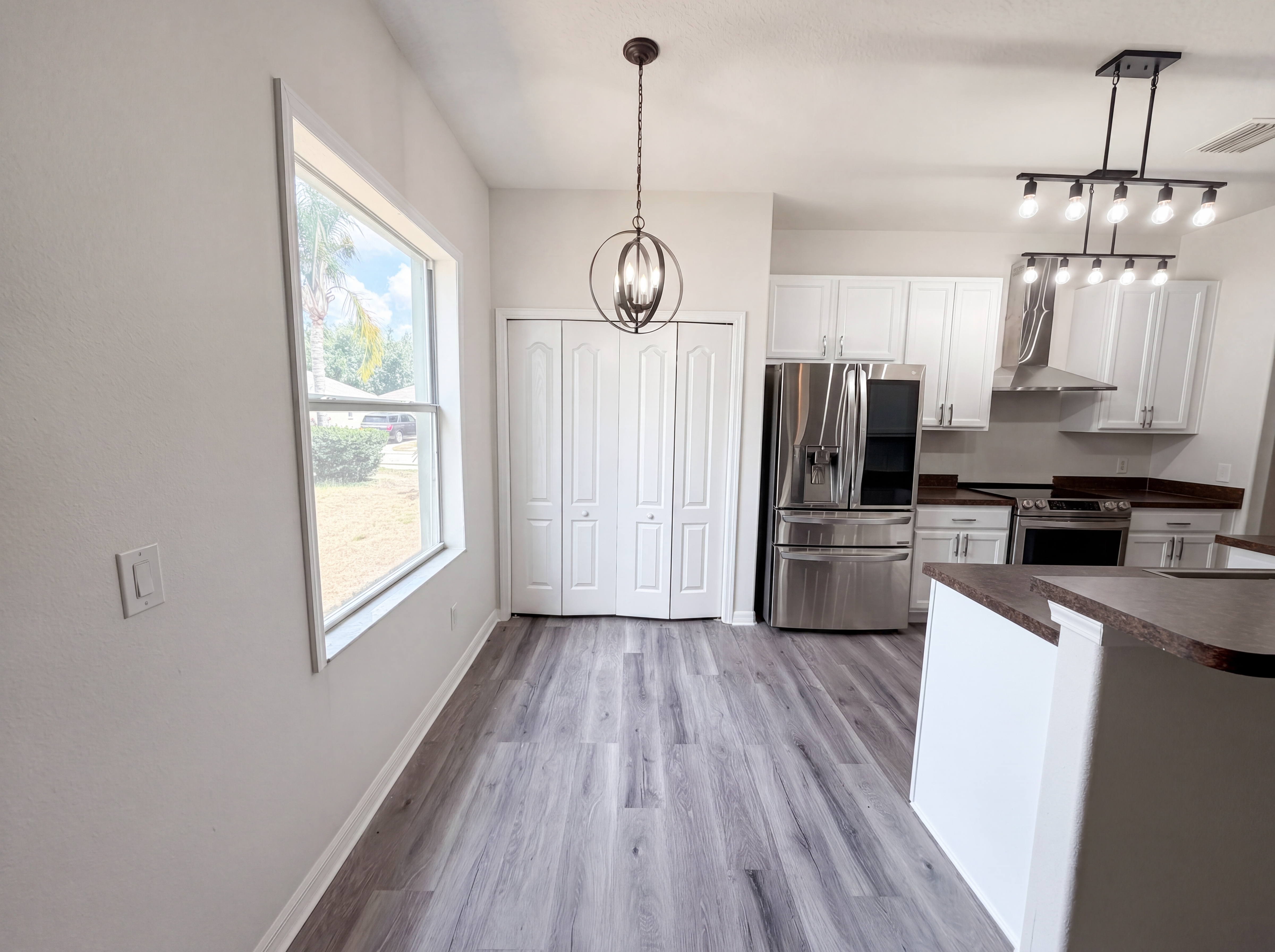 Photo 8 of 20 of 3408 Grove Blossom Ln, Plant City, FL
