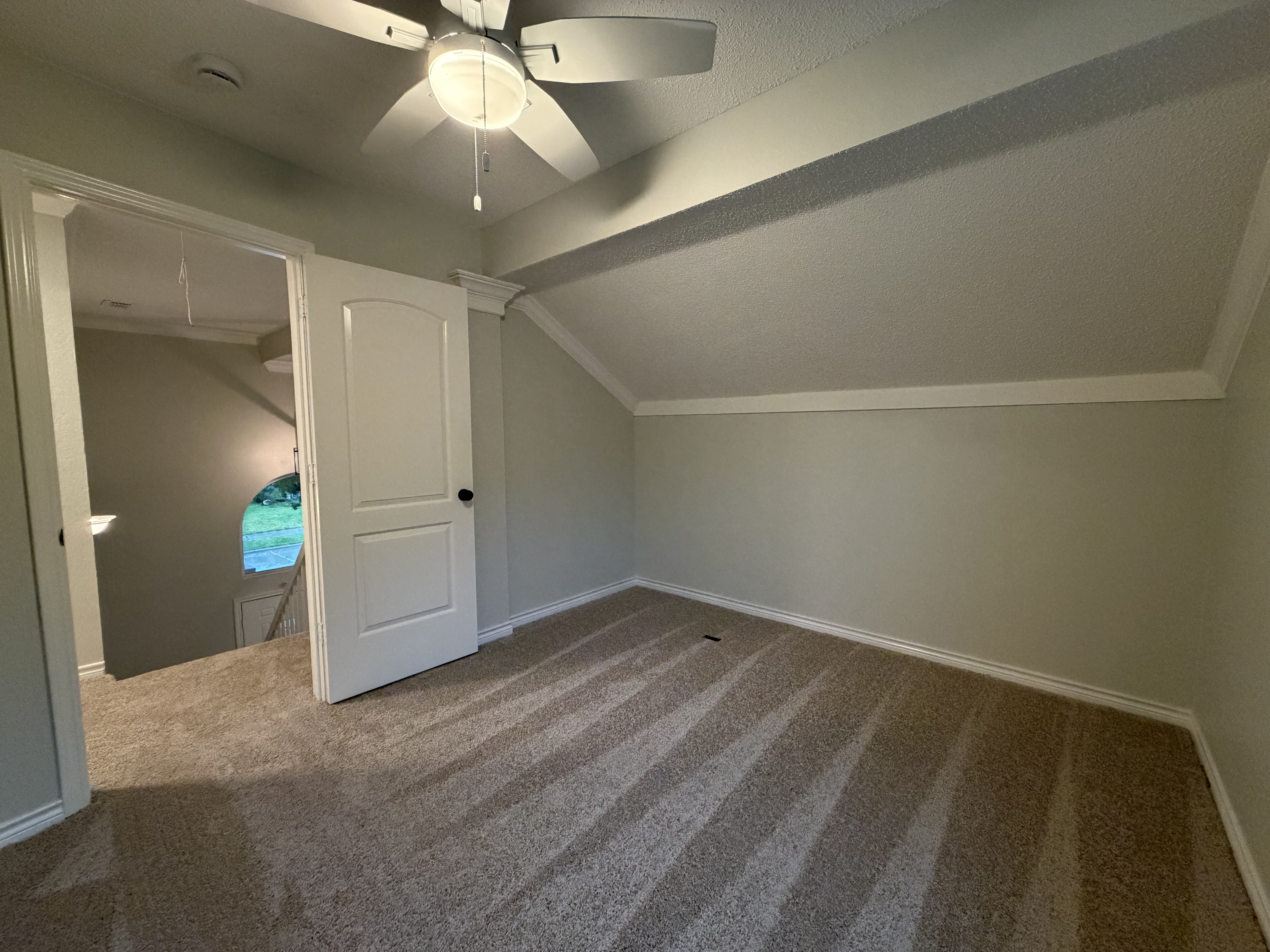Photo 13 of 31 of 2228 Silverthorn Ln, Flower Mound, TX