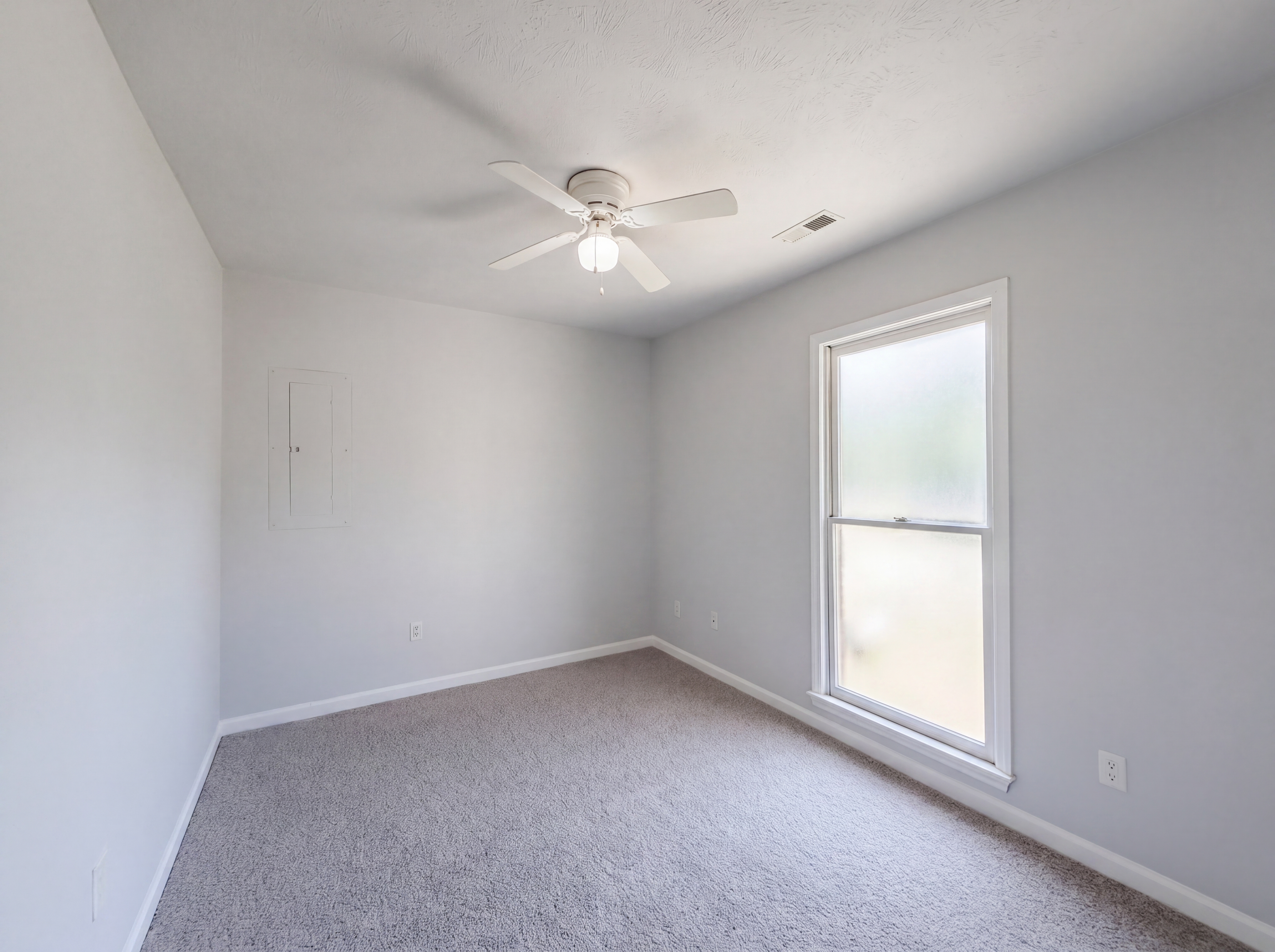 Photo 11 of 17 of 2577 Previs Rd, Fayetteville, NC
