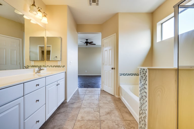 Photo 14 of 26 - 3808 S 99th Dr, Tolleson, AZ 85353