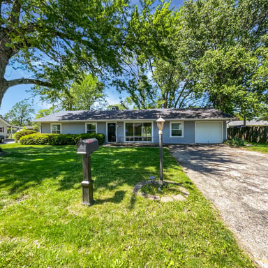 Property photo 1 of 616 W Michigan St