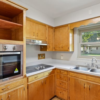 Property photo 2 of 48 S Circle Dr