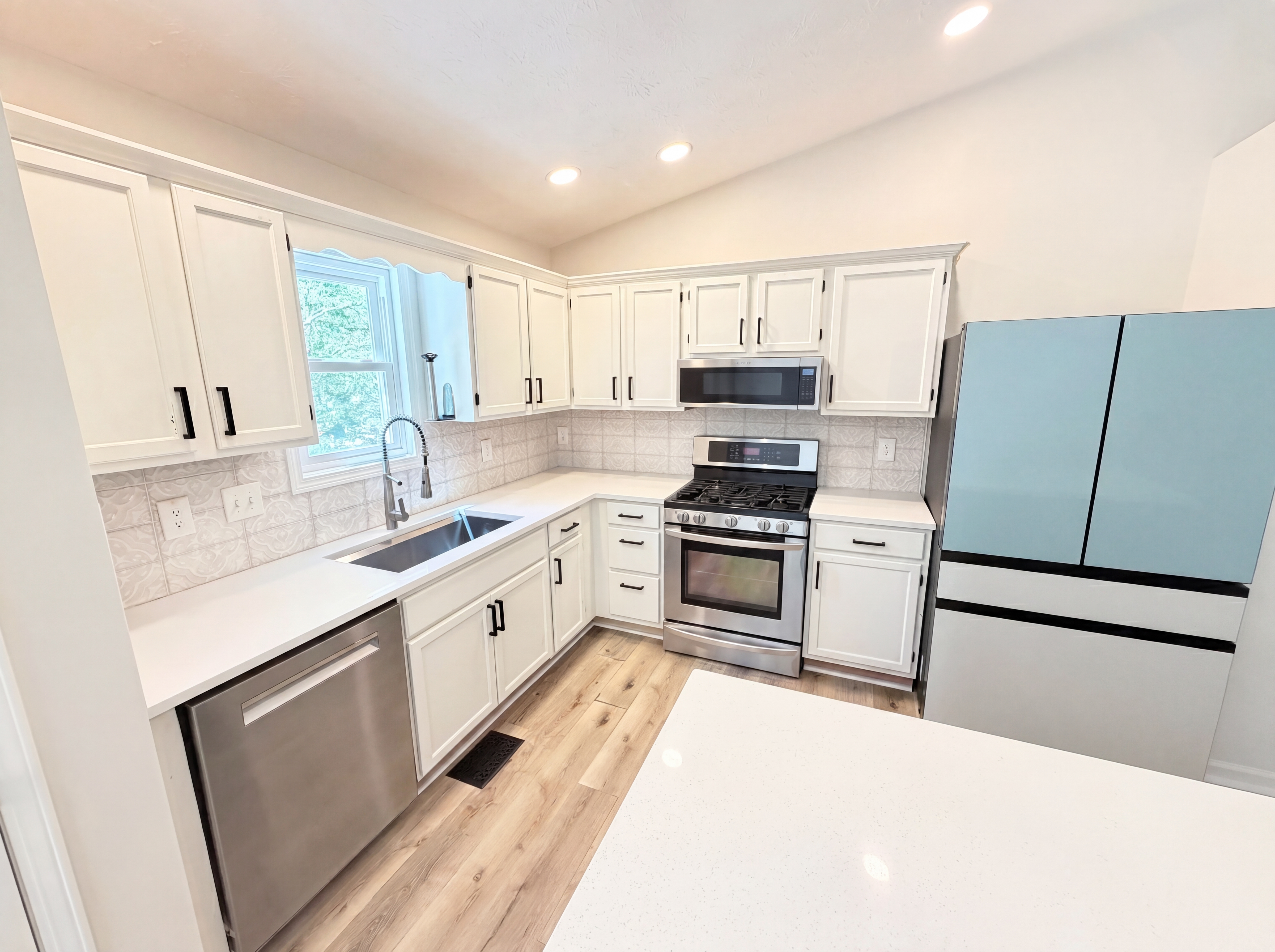 Photo 9 of 24 of 1327 Towne Harbor Trl, Woodstock, GA