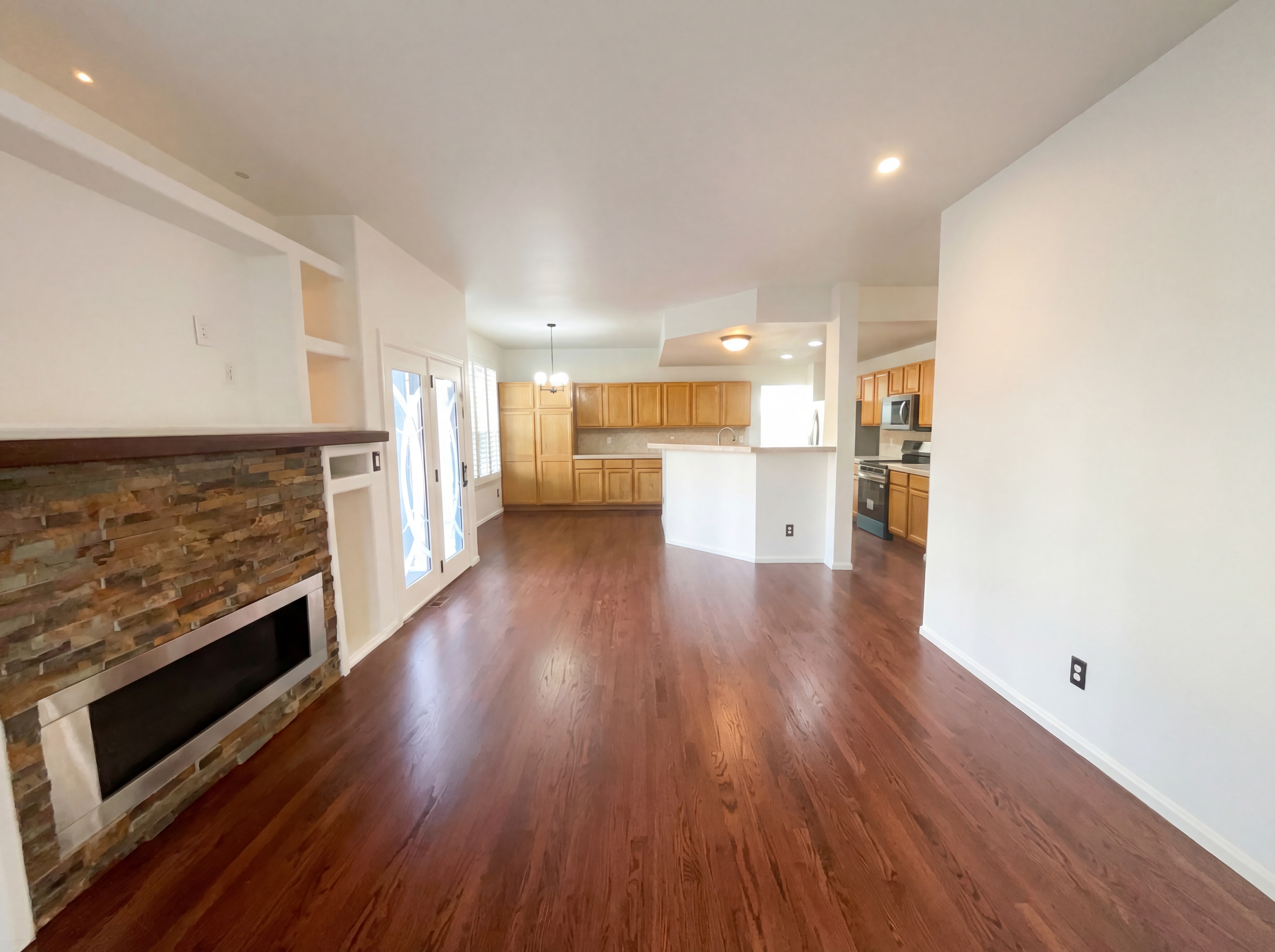Photo 3 of 21 of 1721 Mountain Maple Ave, Highlands Ranch, CO
