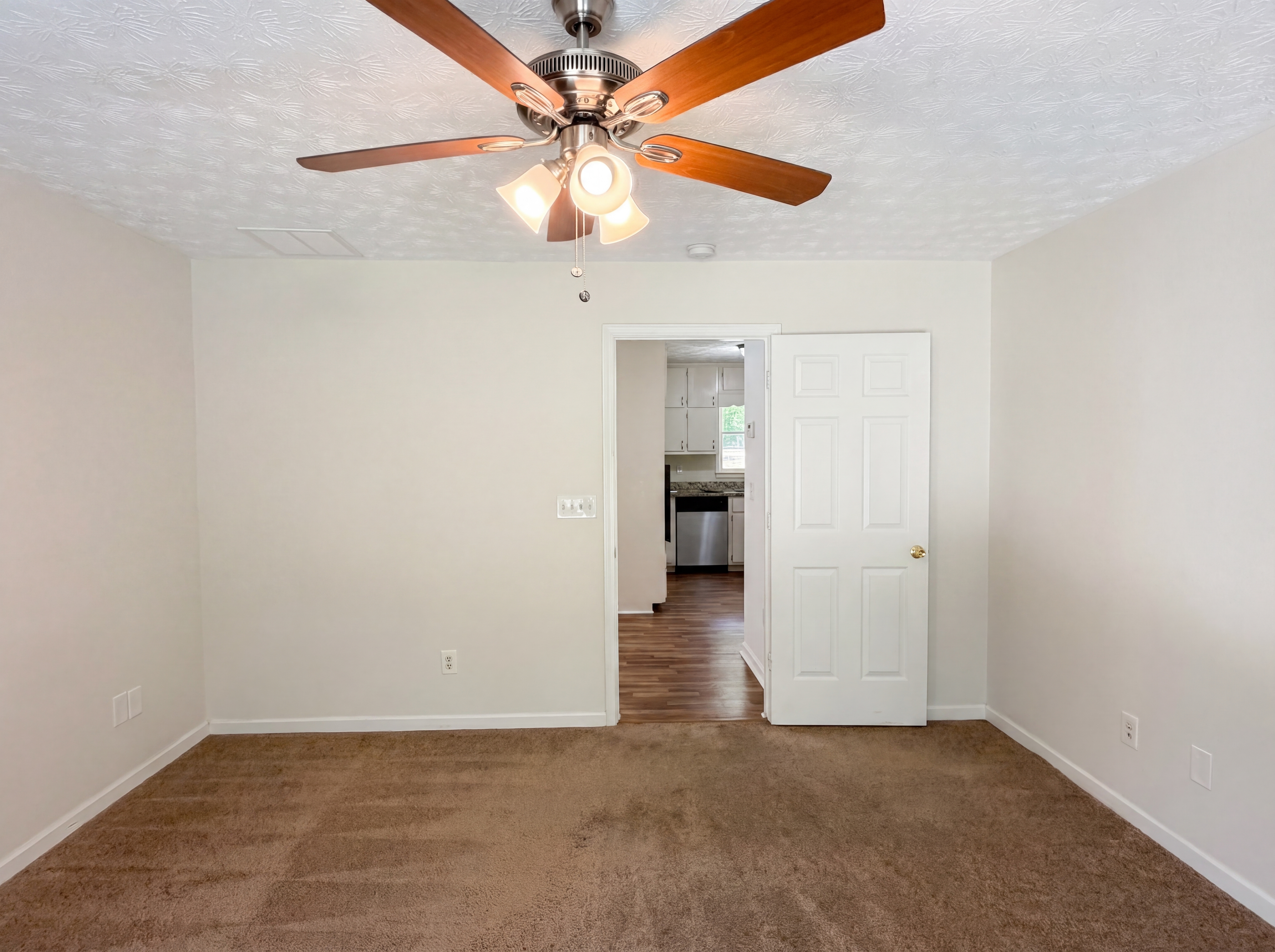 Photo 10 of 22 of 213 Carl Parker Rd, Hampton, GA