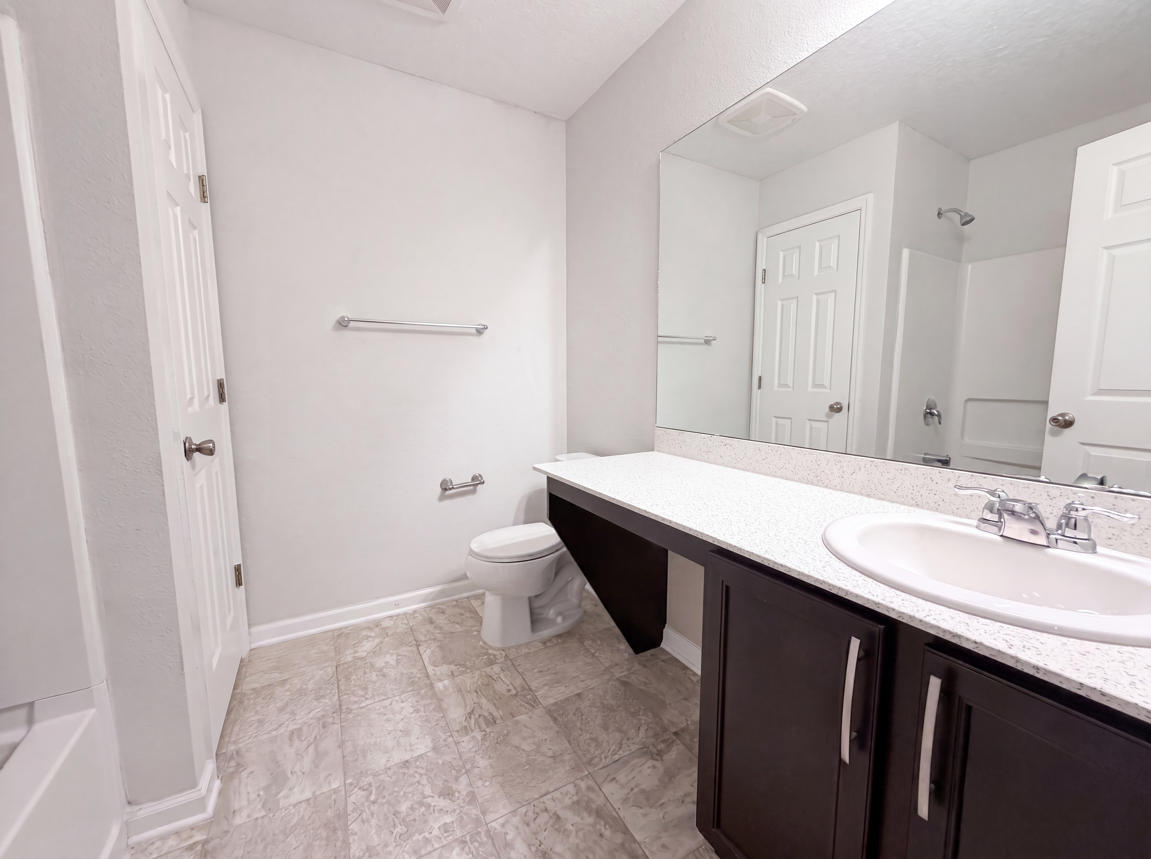 Photo 12 of 18 of 351 Hepburn Rd, Orange Park, FL