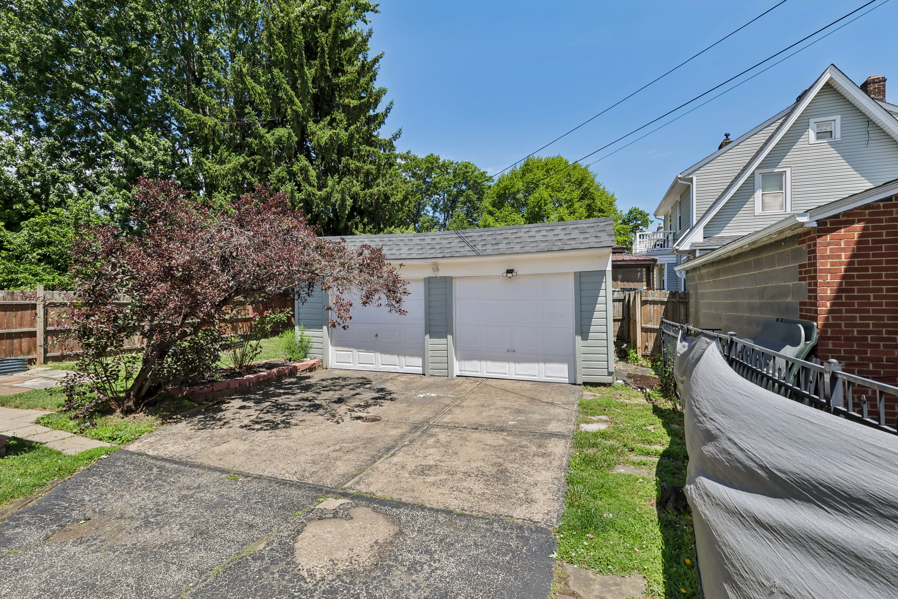 Photo 40 of 46 of 14606 Bartter Ave, Cleveland, OH