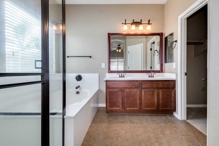 Photo 11 of 25 - 300 W Lyle Ave, San Tan Valley, AZ 85140