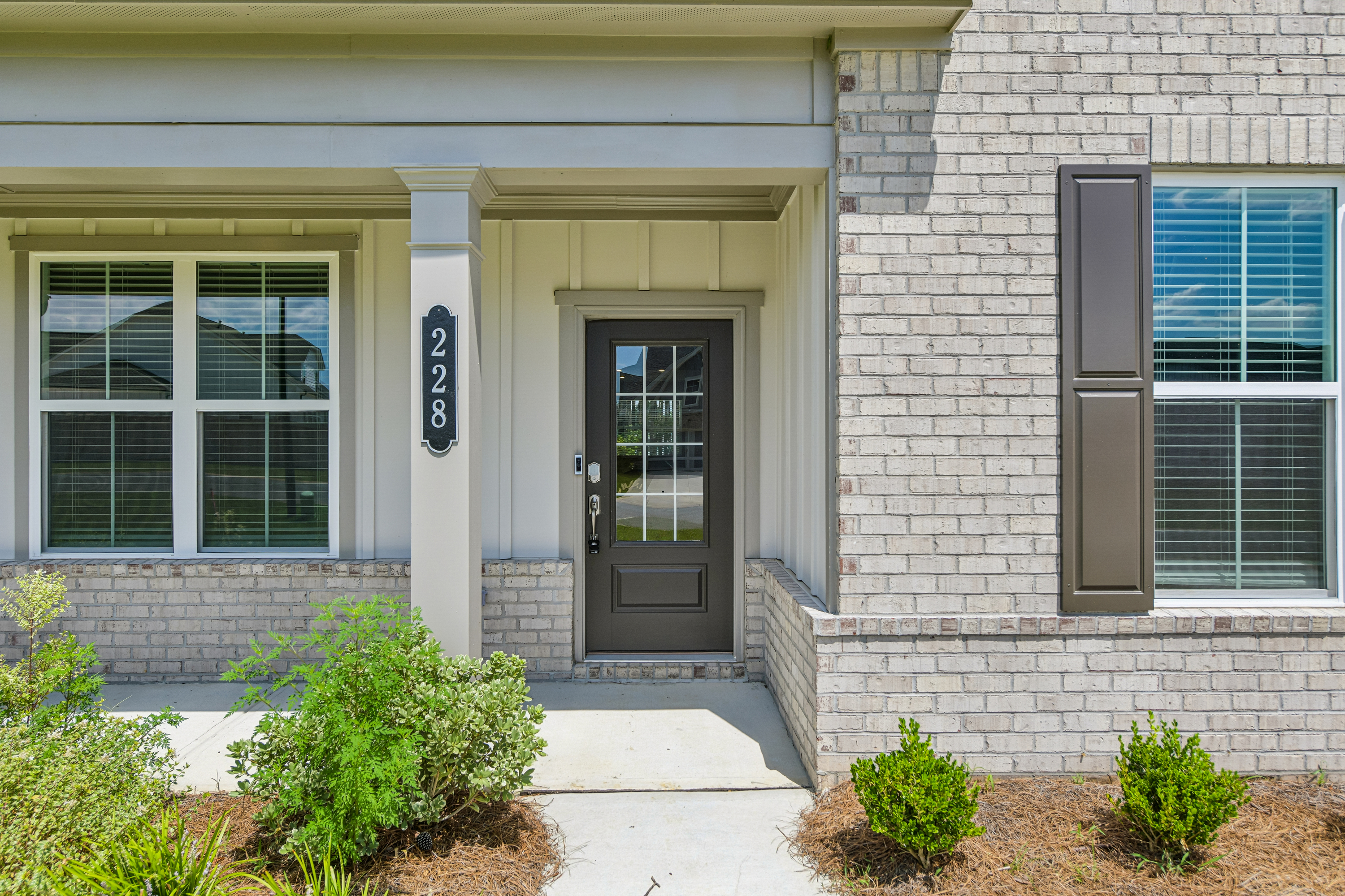 Photo 9 of 35 of 228 Flat Shoal Dr, Bonaire, GA