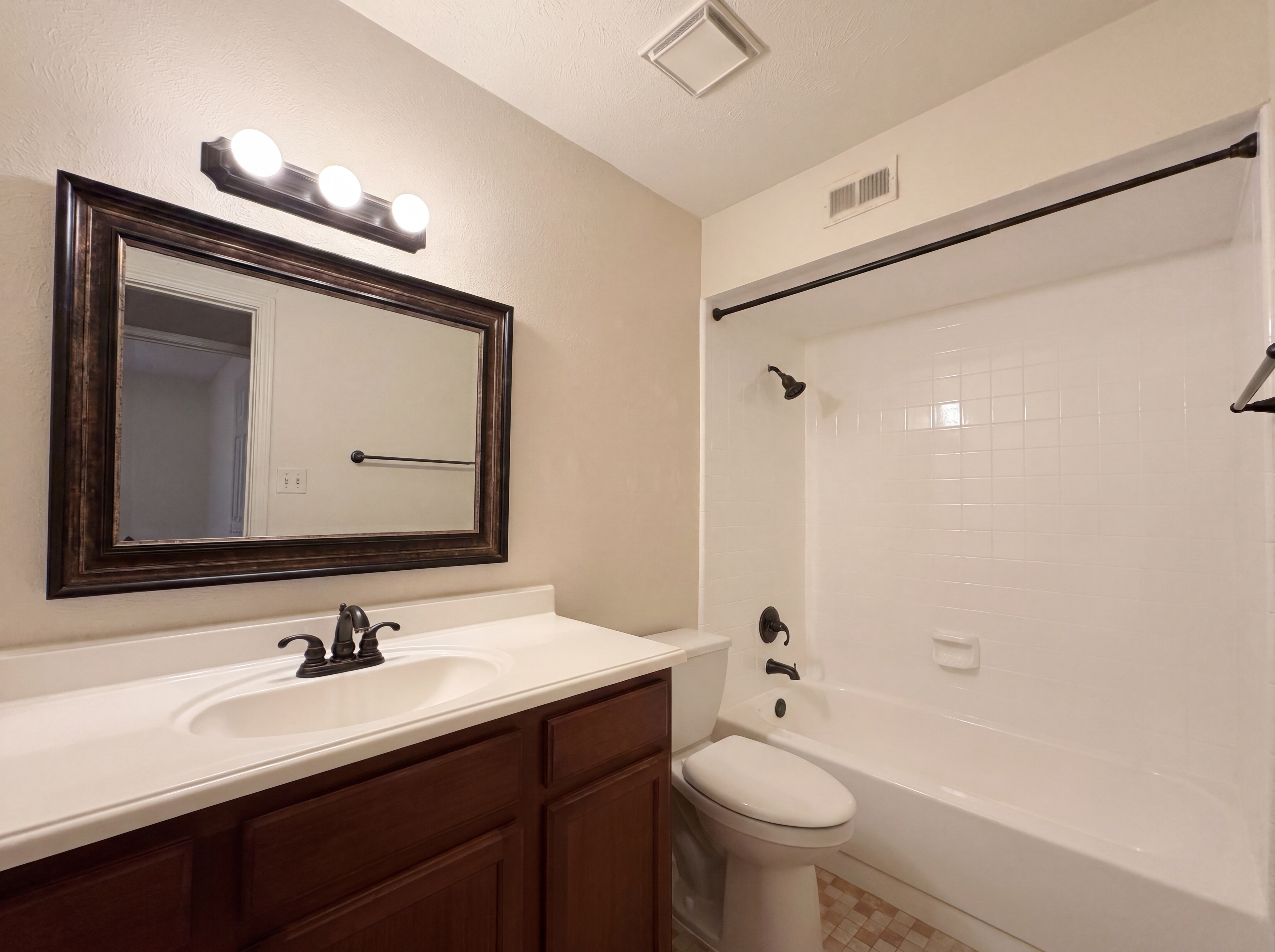 Photo 13 of 21 of 1332 Kesser Dr, Plano, TX