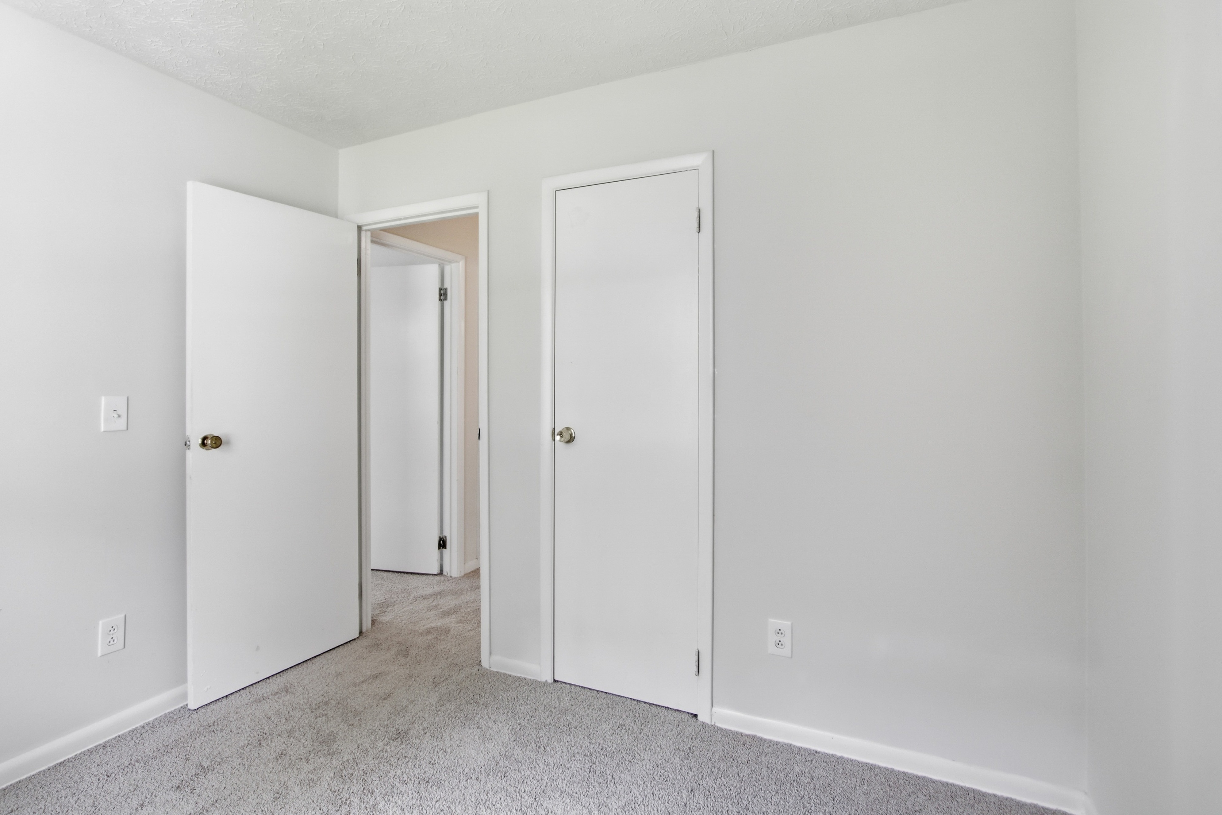 Photo 17 of 30 of 1446 Walnut Ridge Way, Stone Mountain, GA