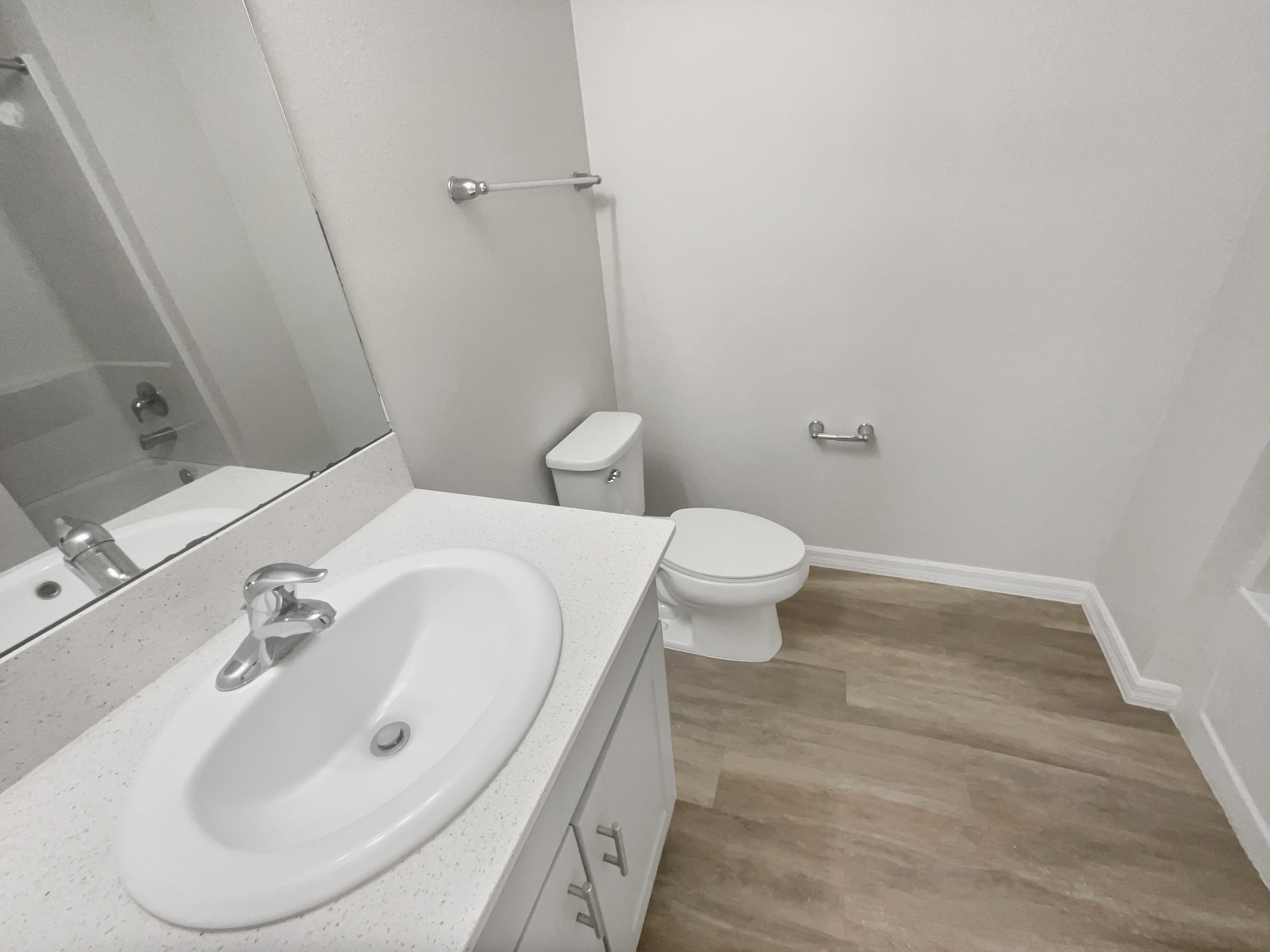 Photo 21 of 32 of 13001 Upward Pl, Riverview, FL