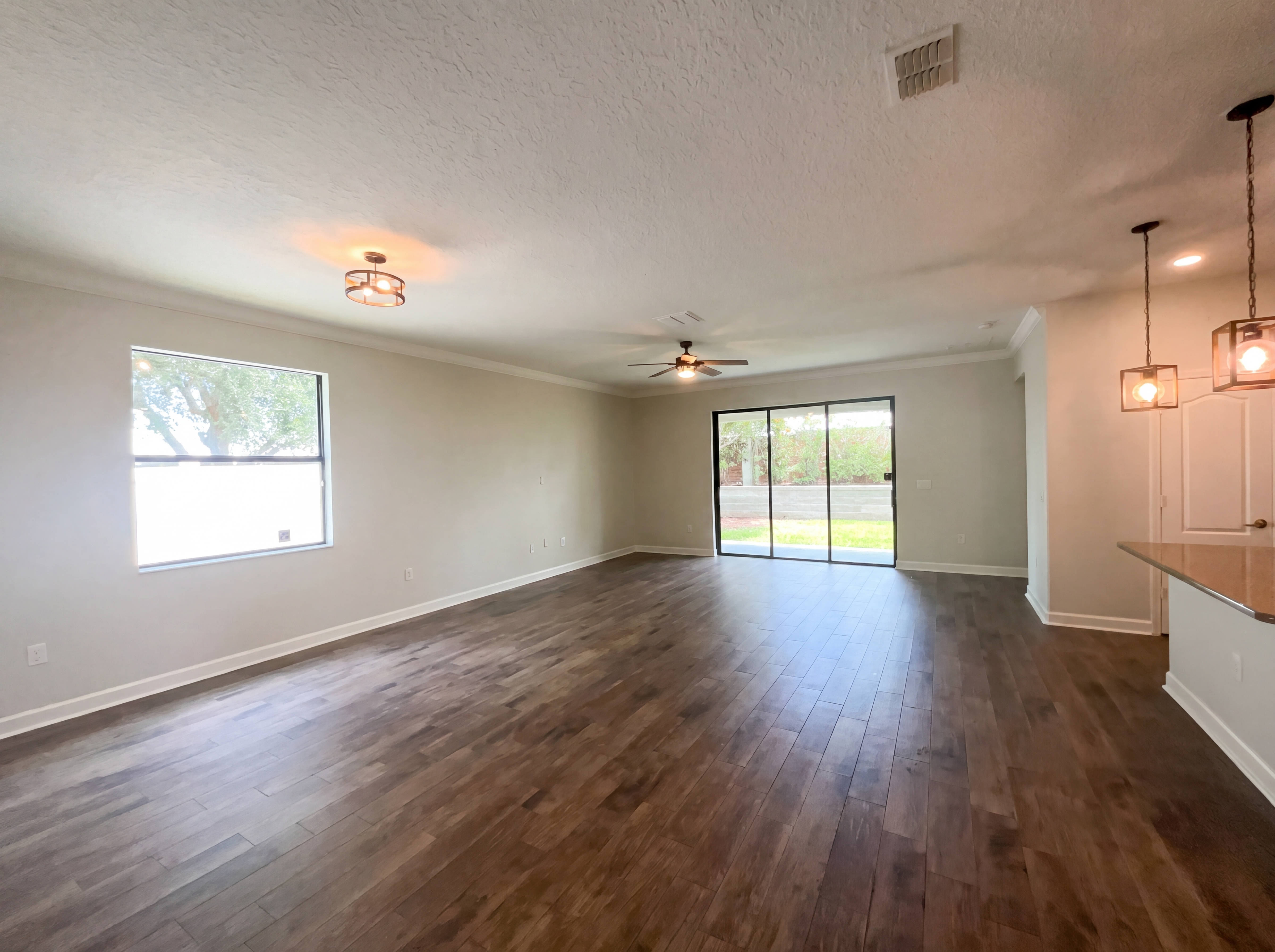 Photo 7 of 34 of 2200 Romanum Dr, Winter Garden, FL
