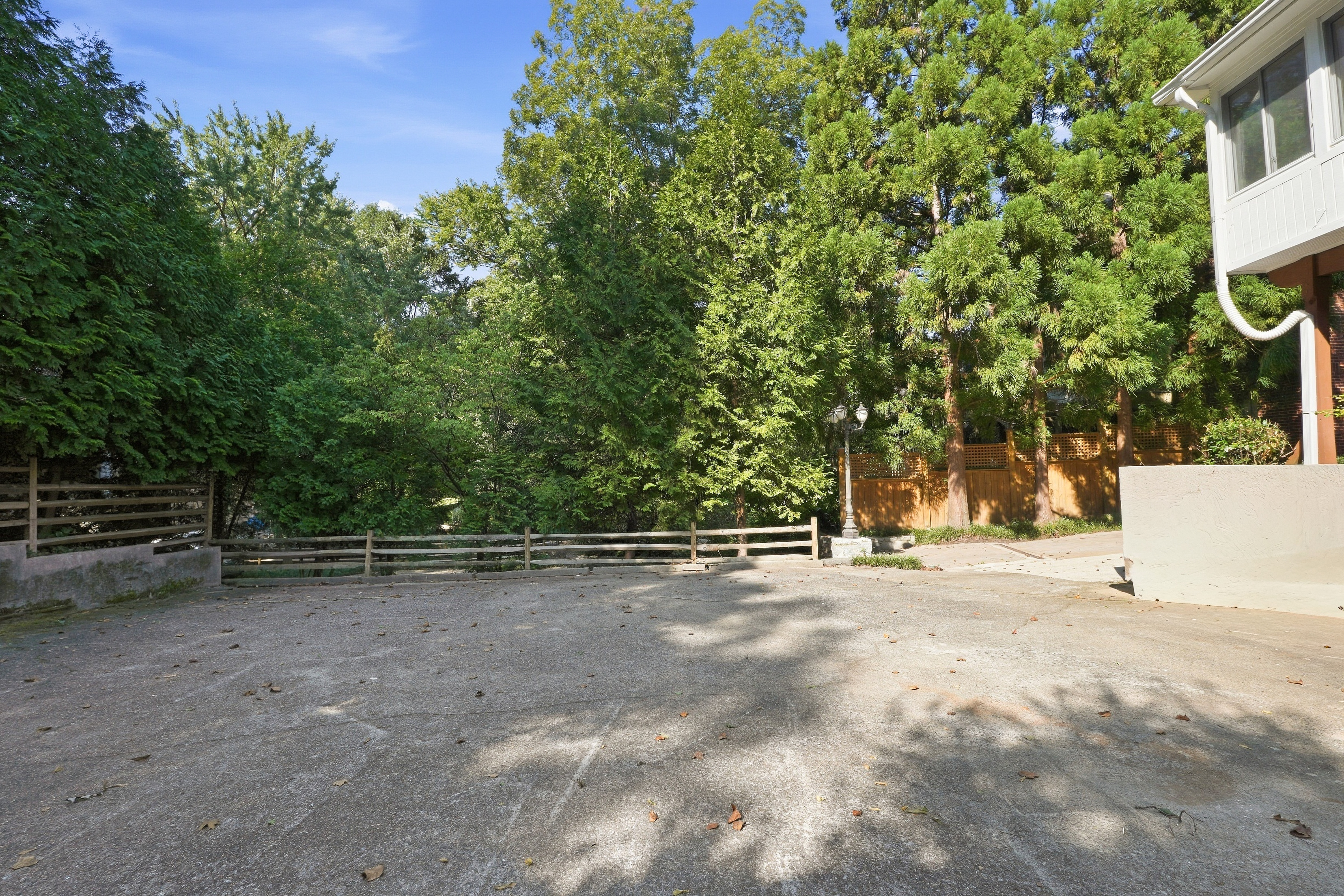 Photo 24 of 27 of 1133 Hudson Dr NE, Atlanta, GA