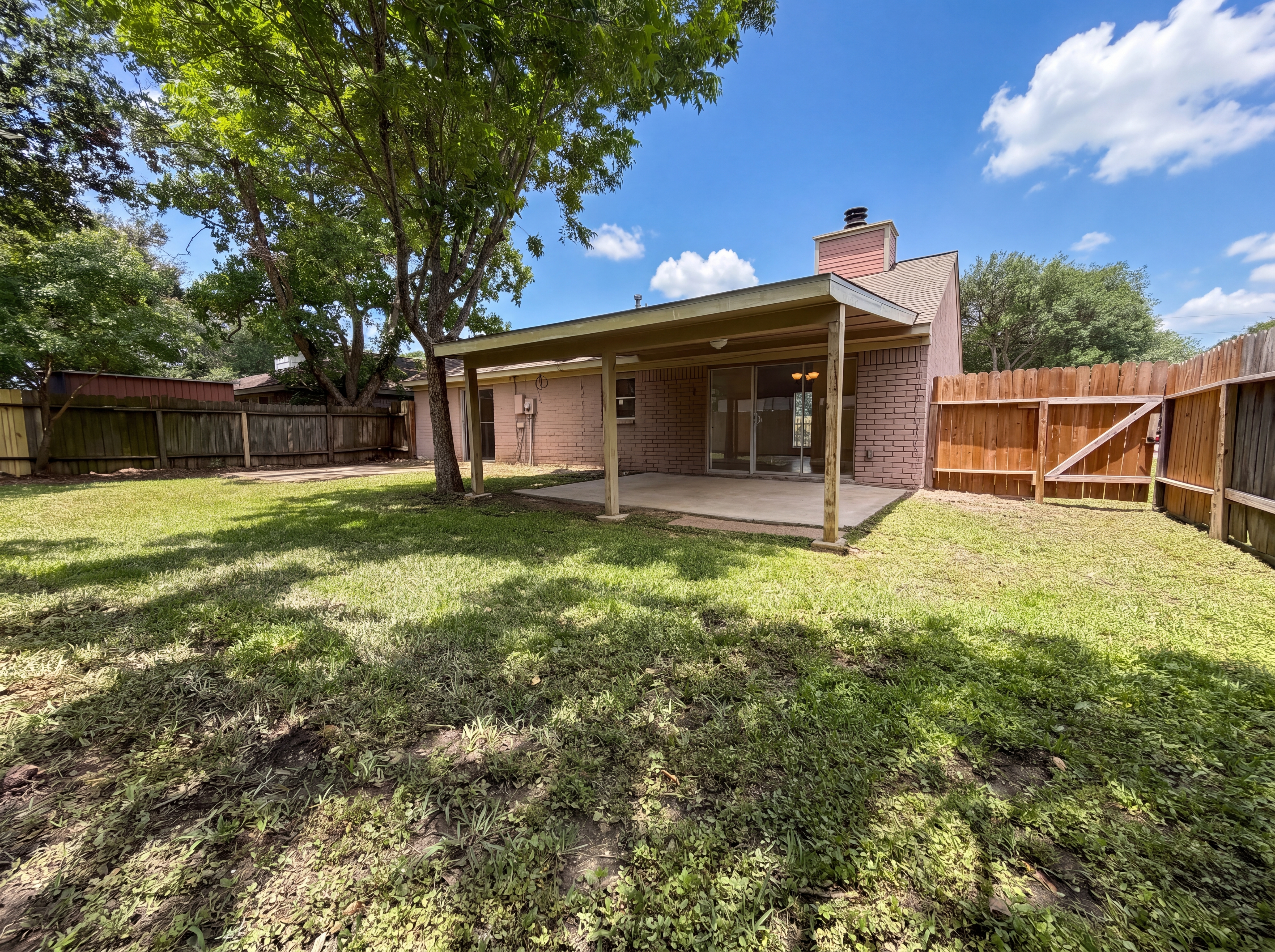 Photo 5 of 16 of 21403 Park Bishop Dr, Katy, TX