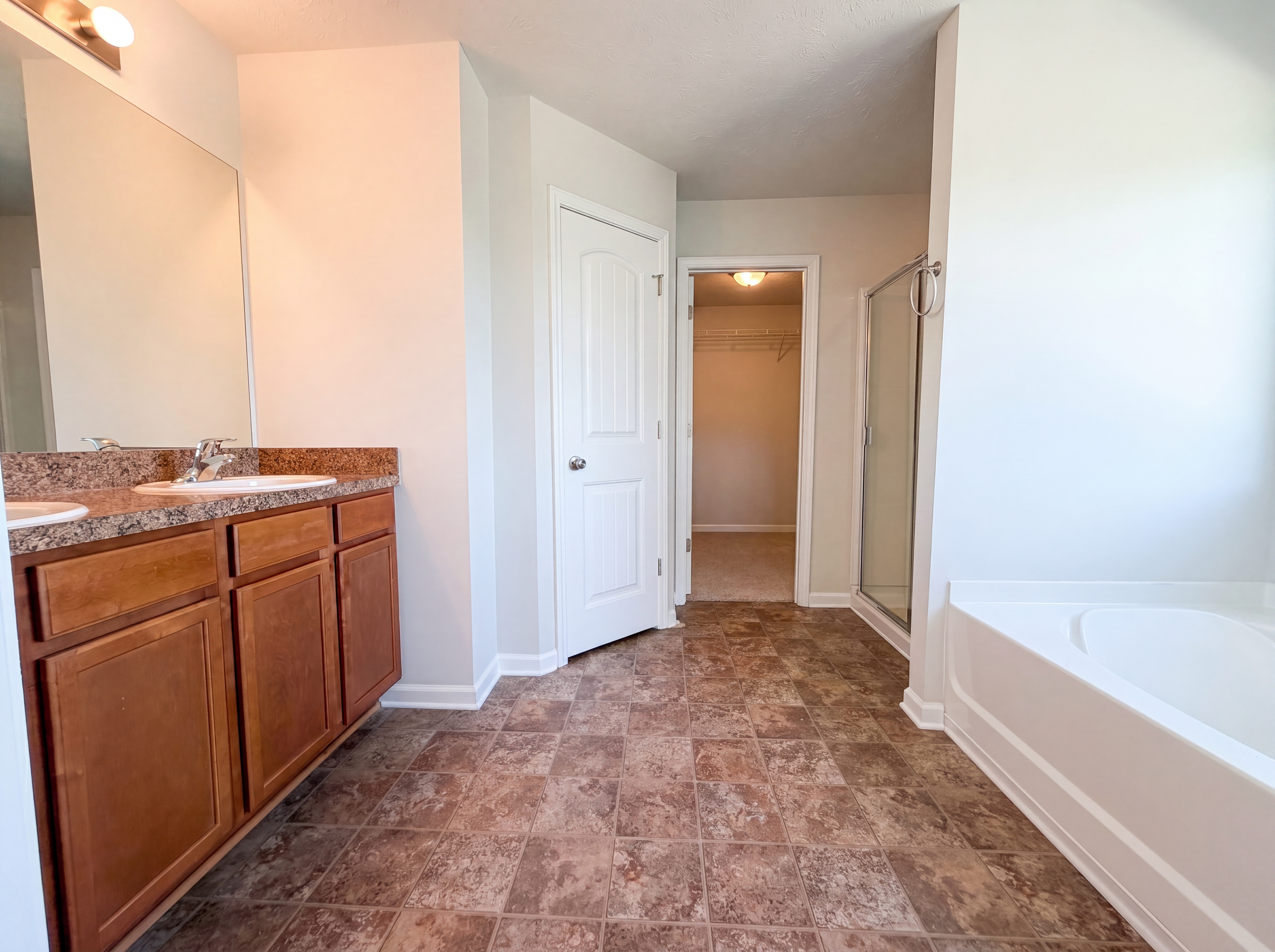 Photo 13 of 16 of 504 Welshcrest Ct, Antioch, TN