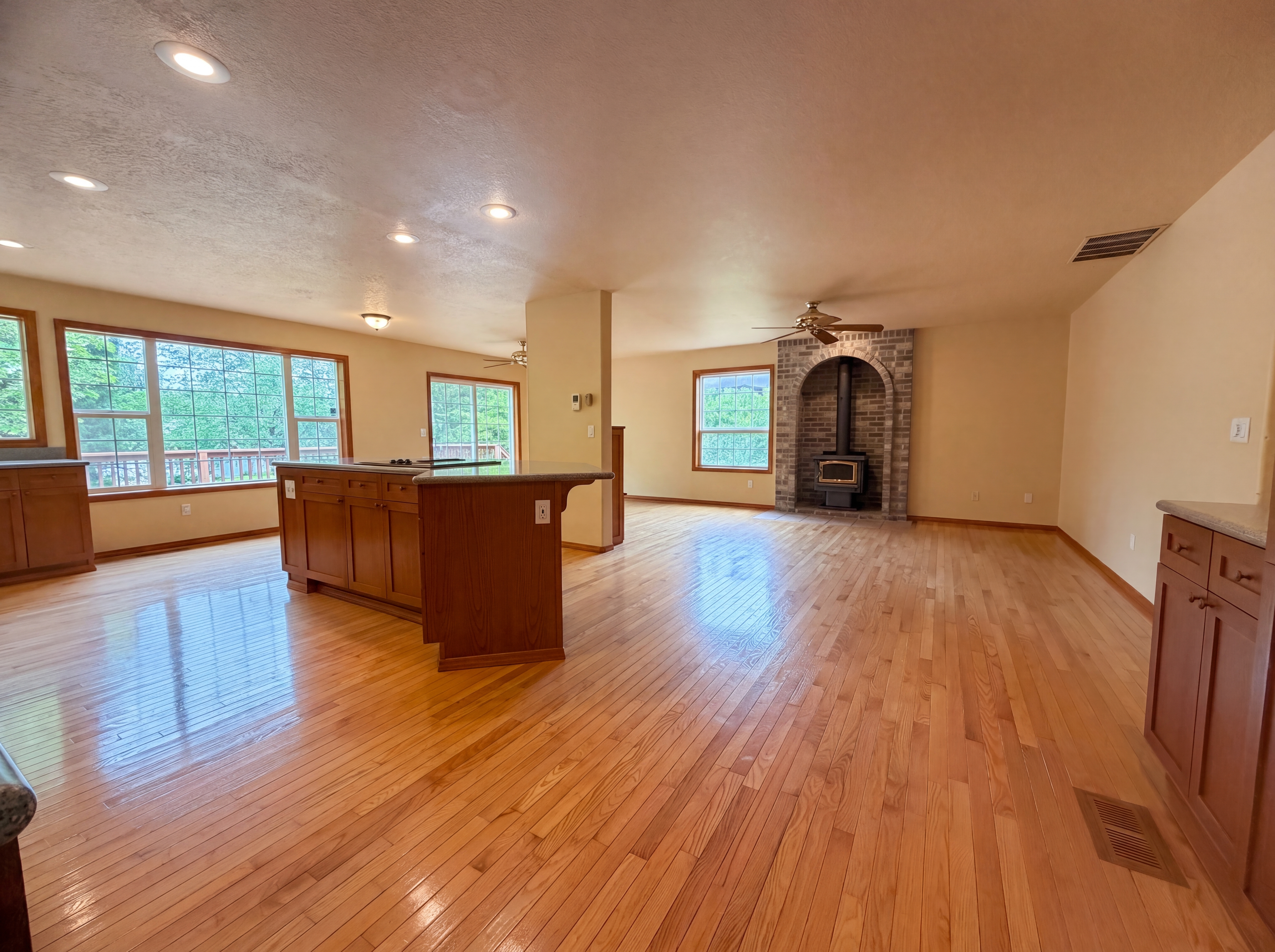 Photo 11 of 26 of 14292 SE Meadows Ln, Clackamas, OR