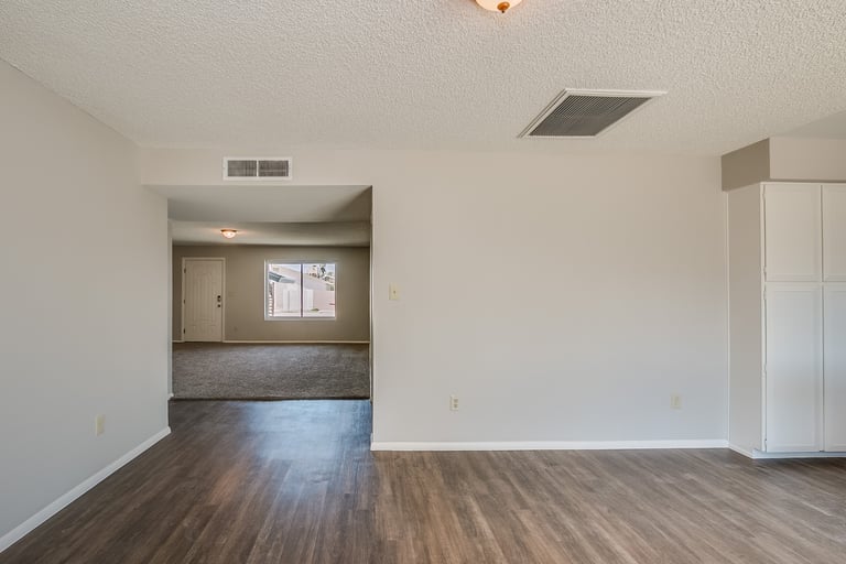 Photo 13 of 39 - 18821 N 13th Dr, Phoenix, AZ 85027