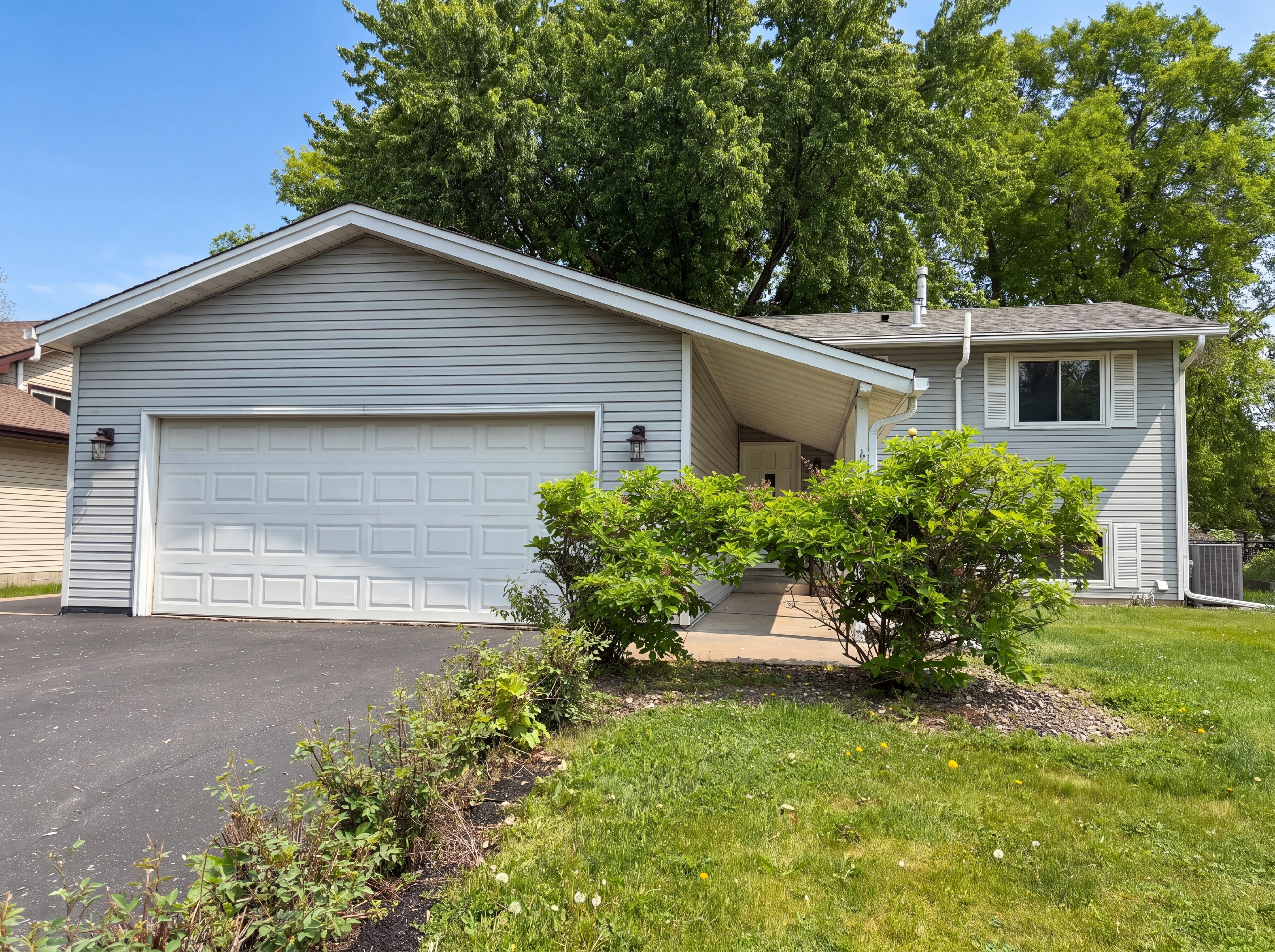 Photo 18 of 24 of 11878 100th Pl N, Maple Grove, MN