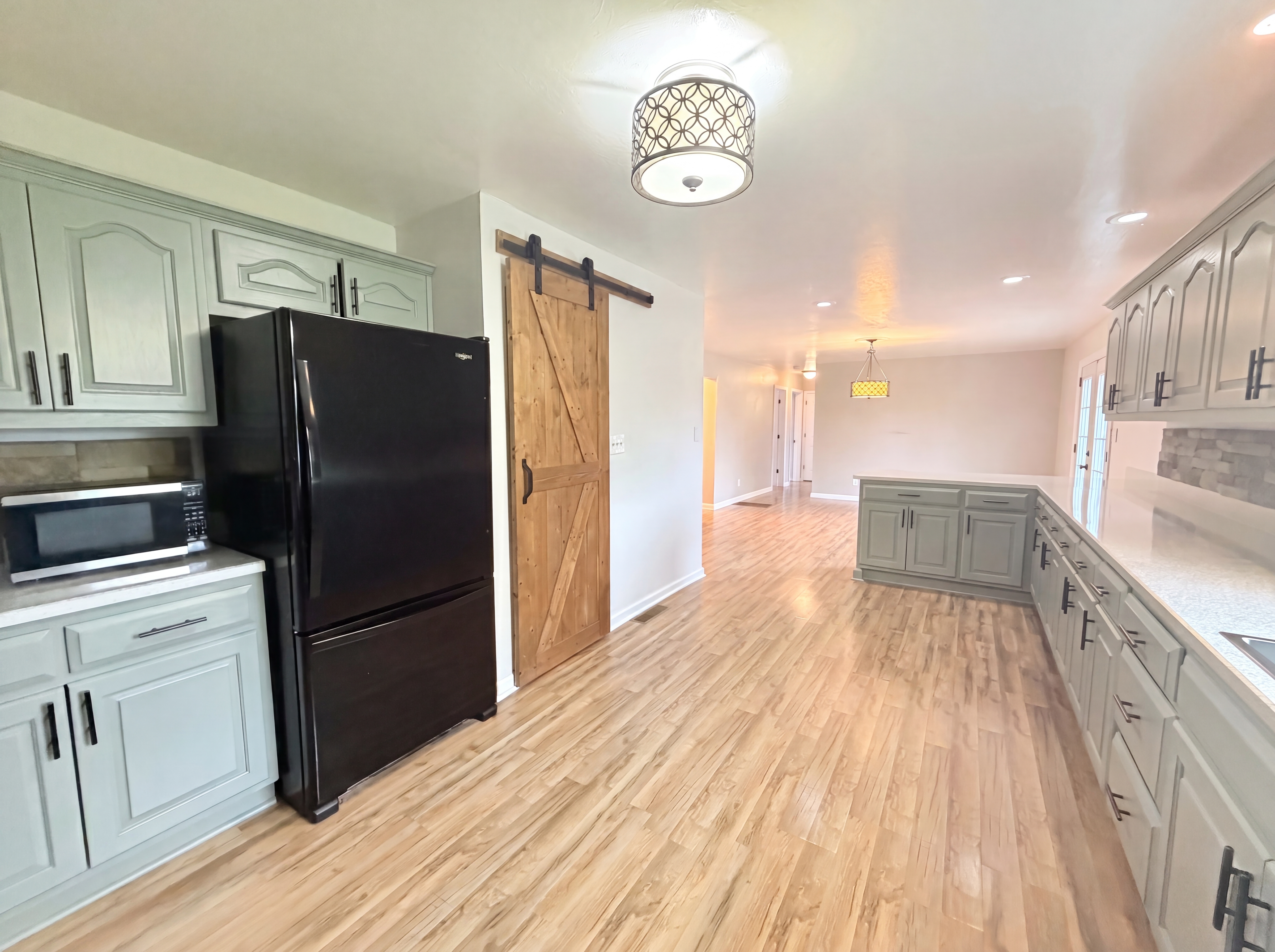 Photo 12 of 28 of 144 Lizzie Wallin Rd, Crab Orchard, KY