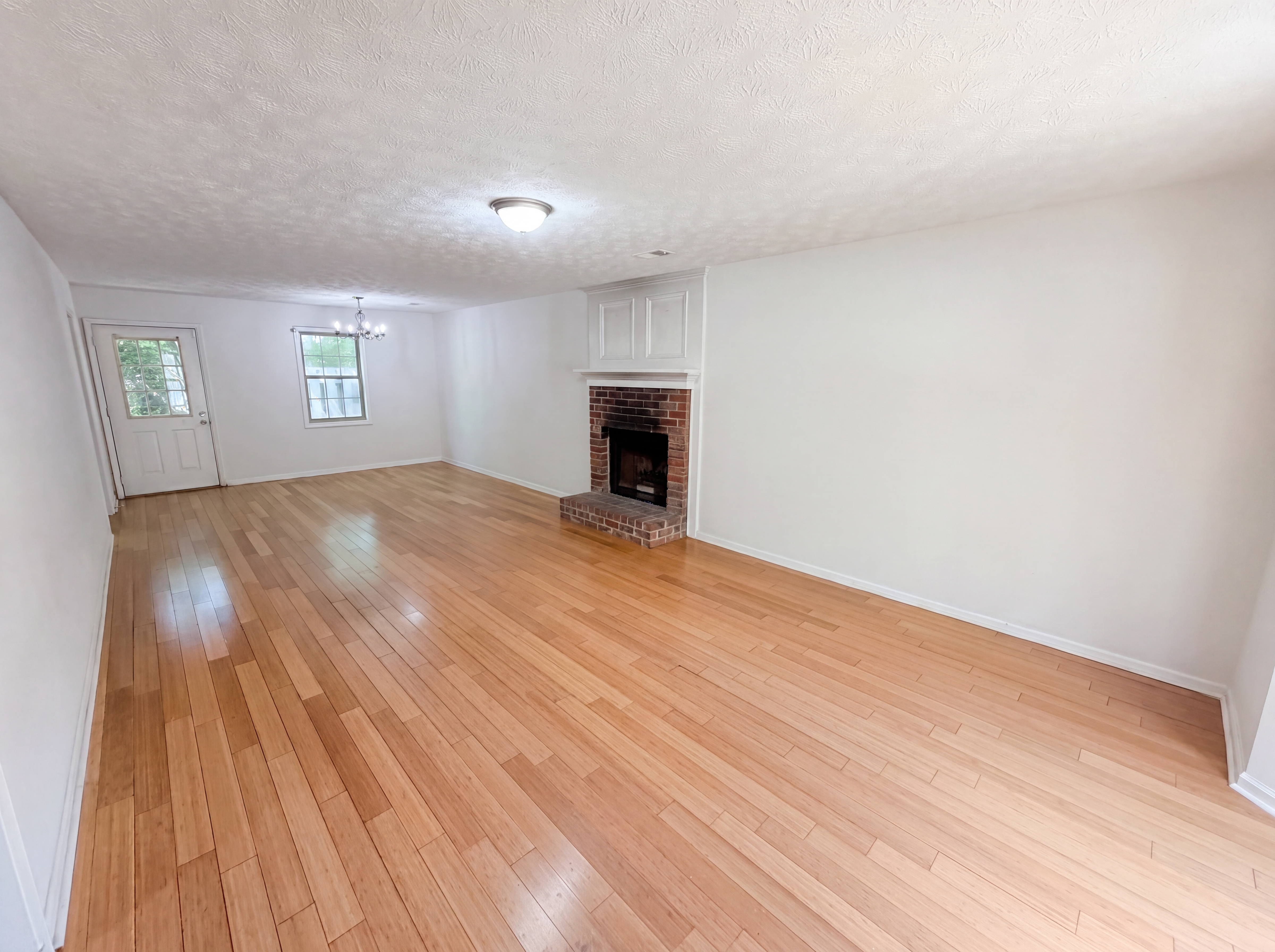 Photo 13 of 23 of 4558 Coopers Creek Pl SE, Smyrna, GA