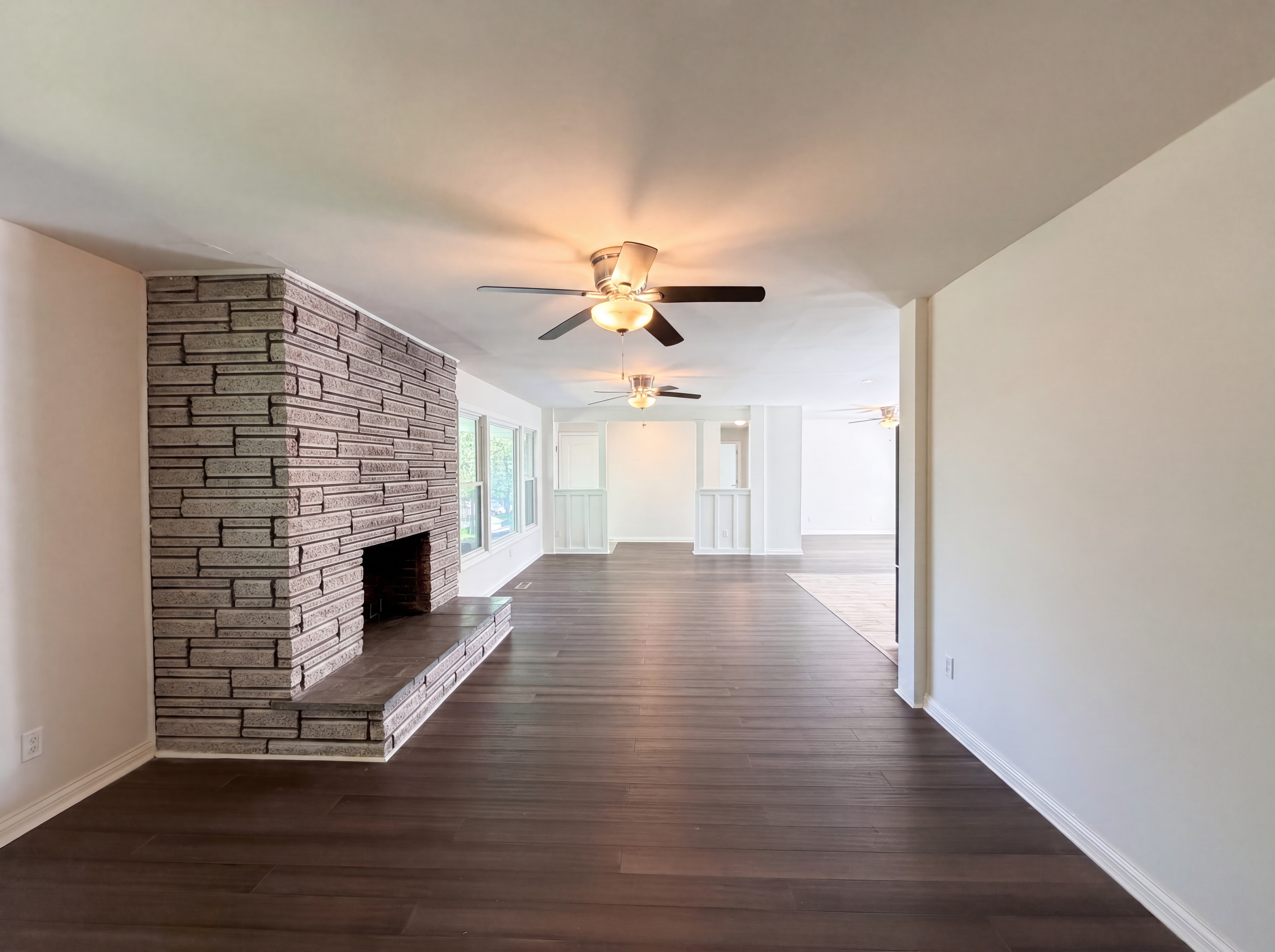 Photo 9 of 29 of 1204 Britton Dr, Knoxville, TN