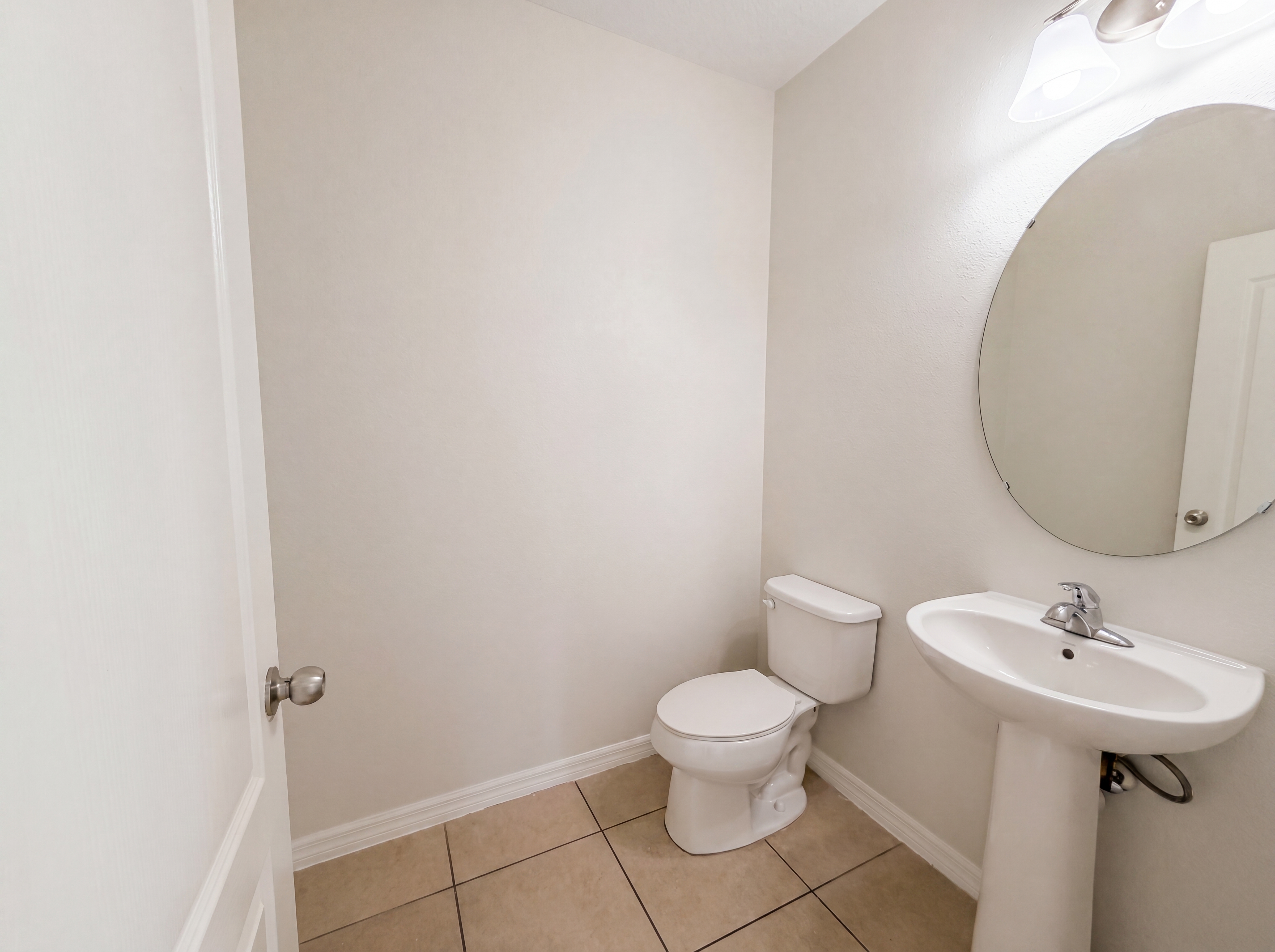 Photo 11 of 29 of 14207 Alistar Manor Dr, Wimauma, FL