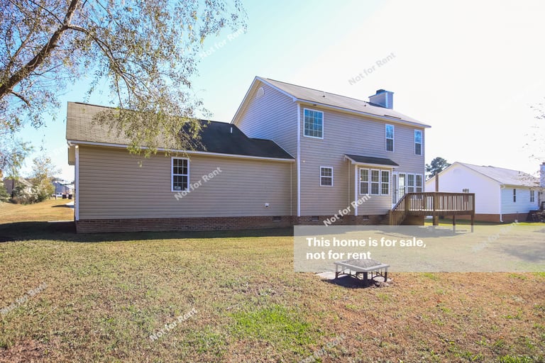 Photo 24 of 24 - 4 Stratus Ln, Clayton, NC 27520
