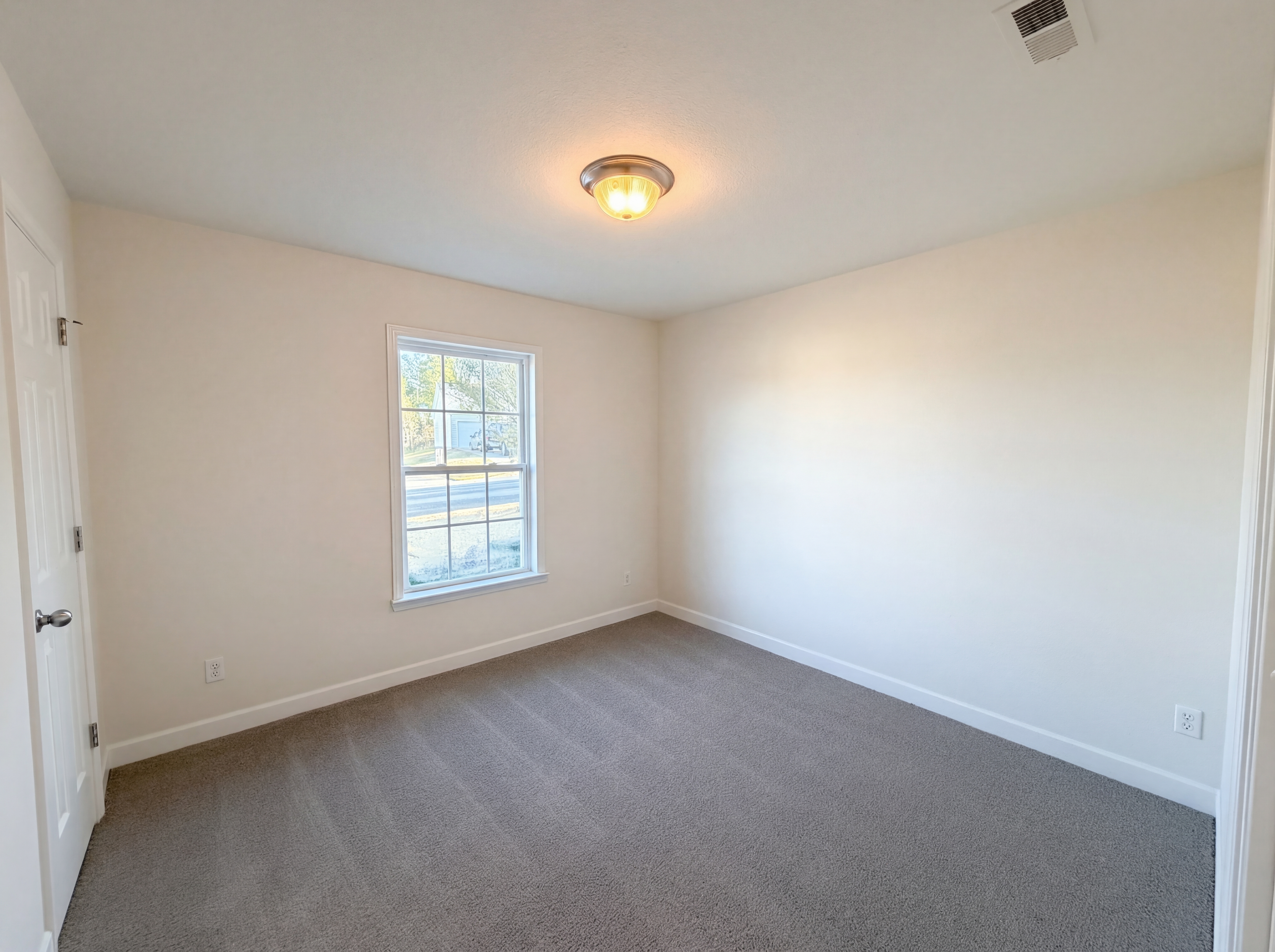 Photo 4 of 21 of 3088 Trimble Cir NW, Concord, NC