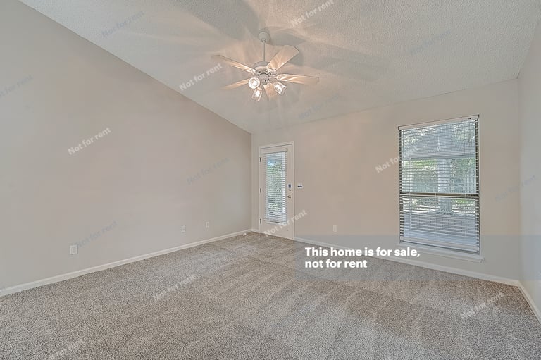 Photo 22 of 30 - 1491 Beecher Ln, Orange Park, FL 32073