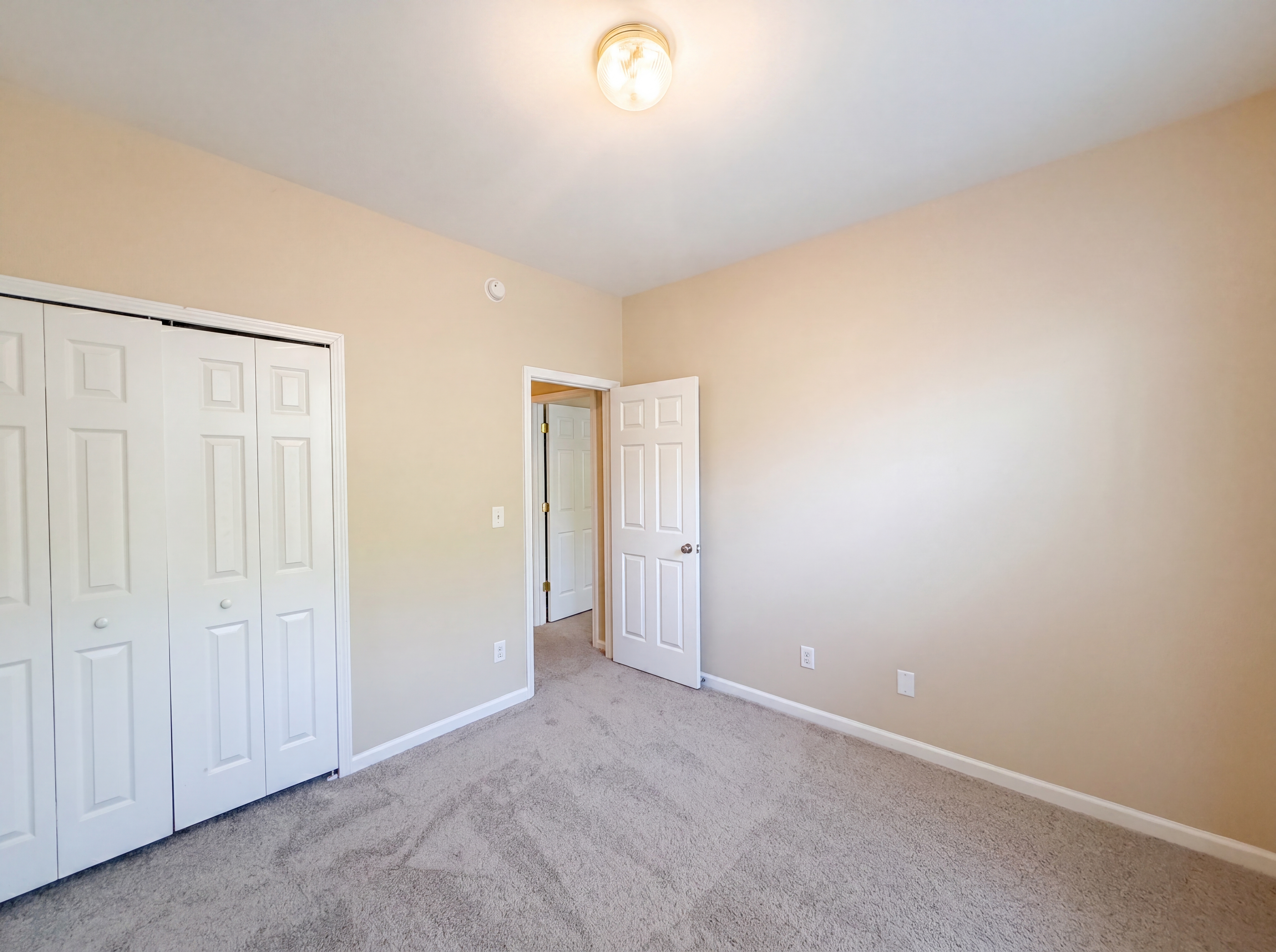 Photo 11 of 18 of 4732 Alderbrook Ln, Durham, NC