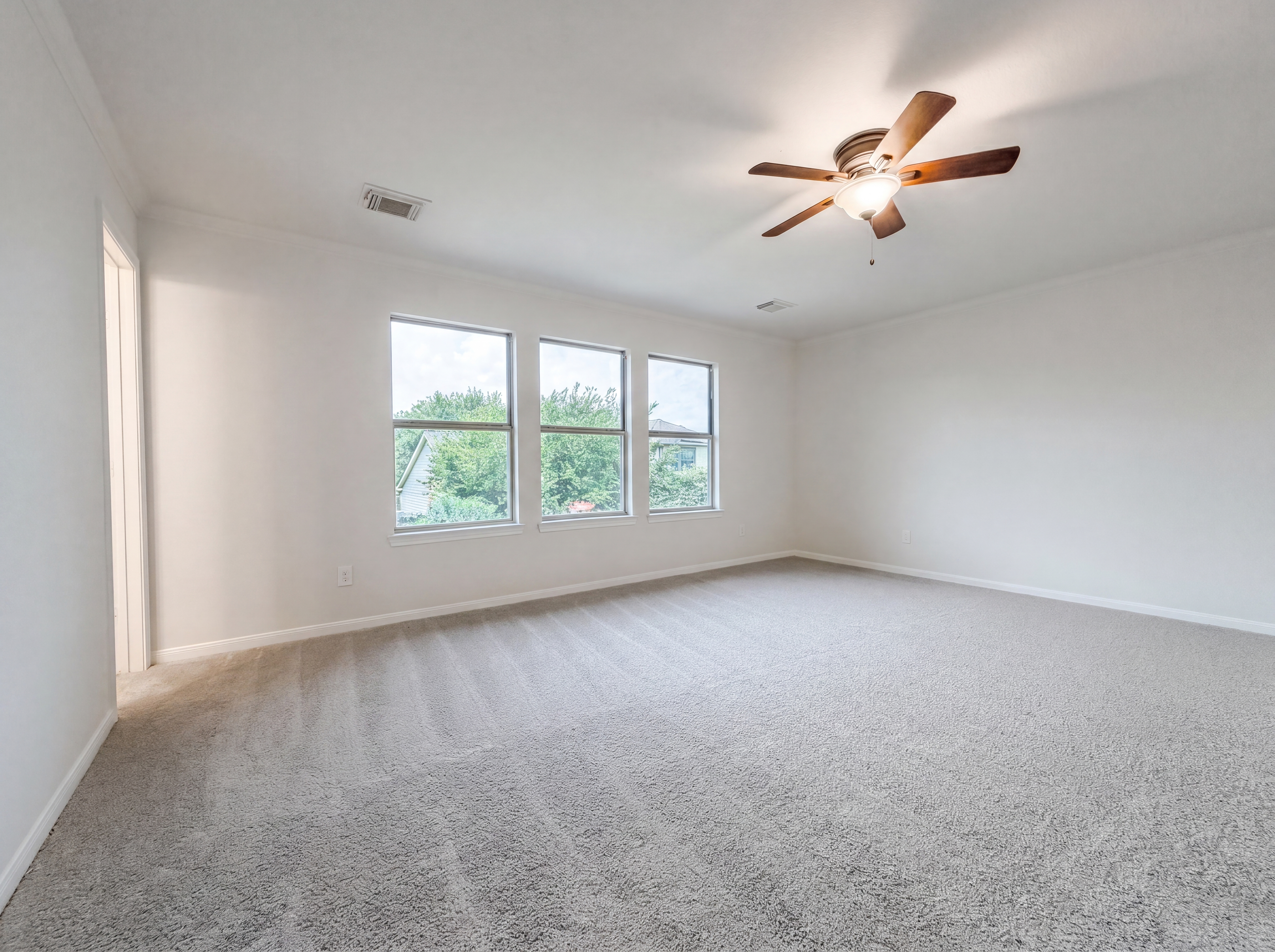 Photo 13 of 20 of 2646 Skyview Trace Ct, Houston, TX